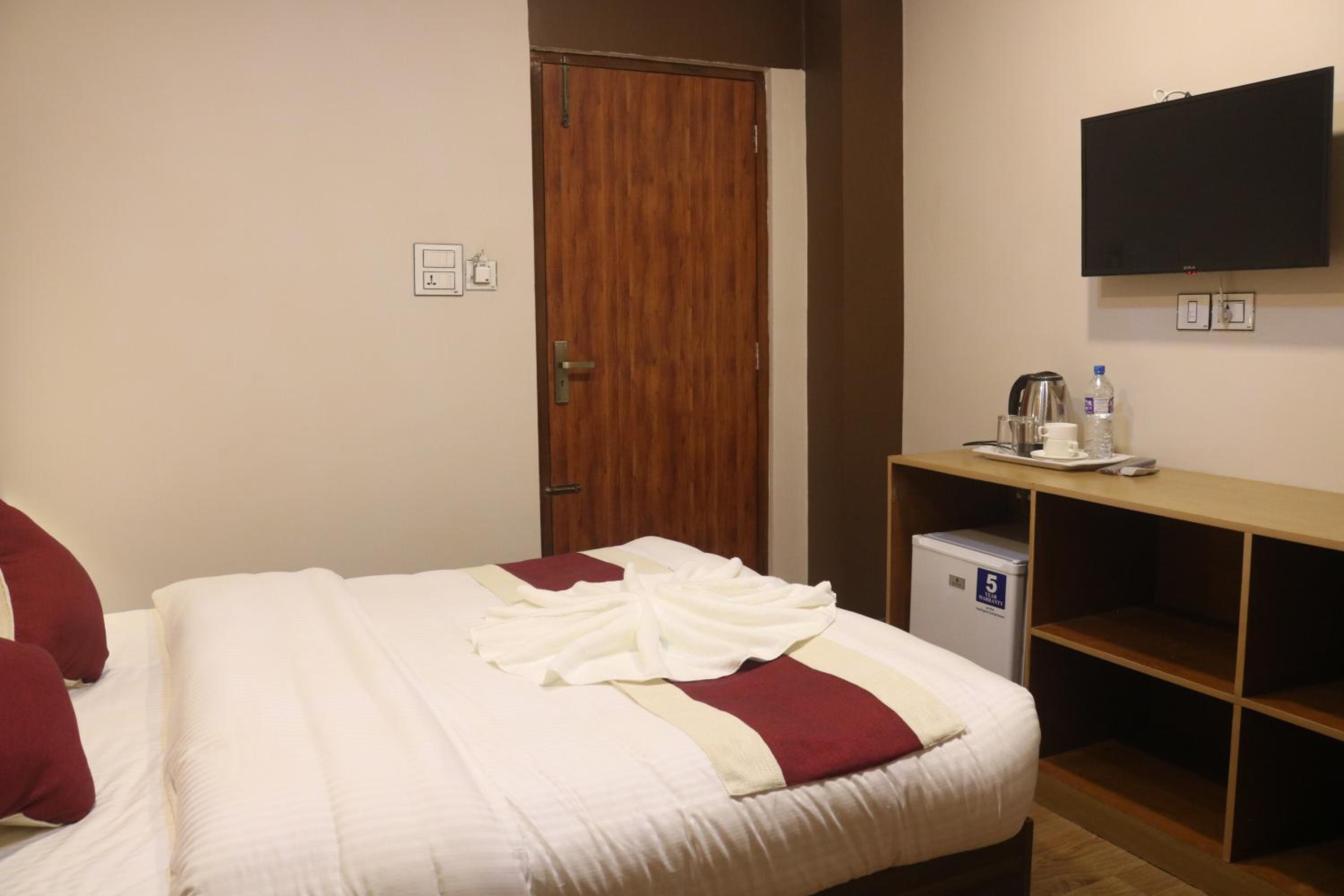 Deluxe Double Room - Photo 1