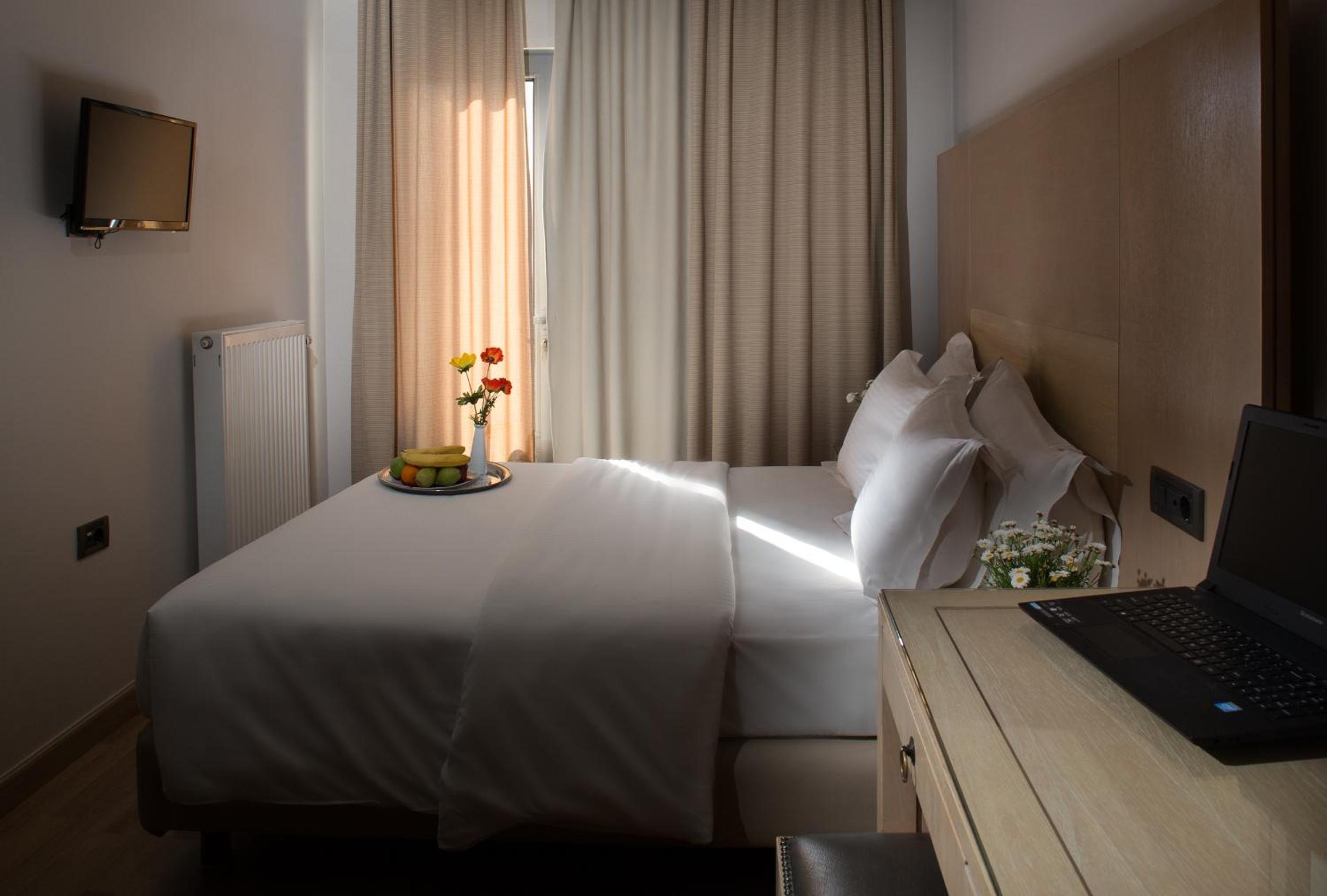 Economy Double Room photo 1