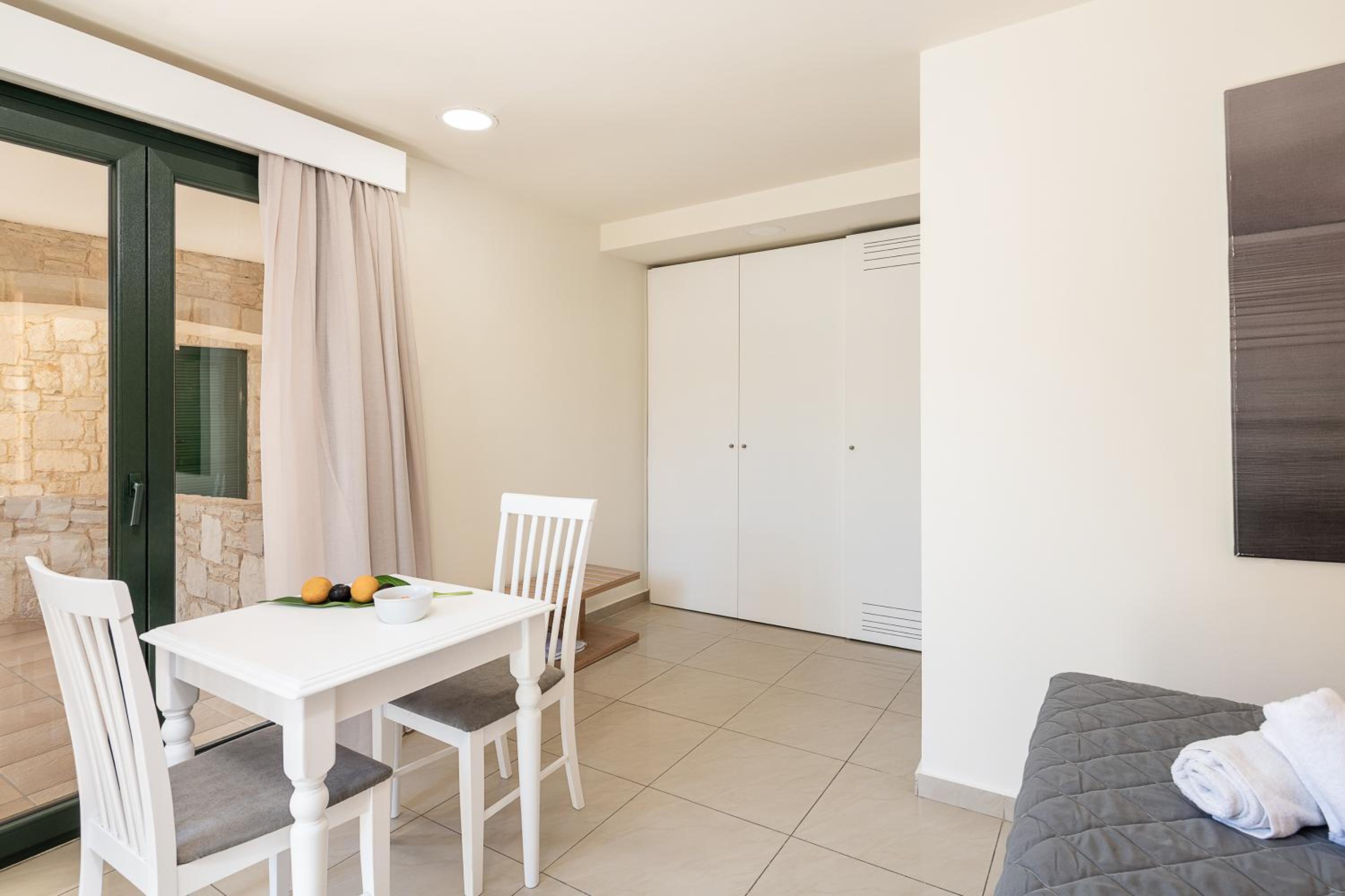 Standard Apartment - Photo 7