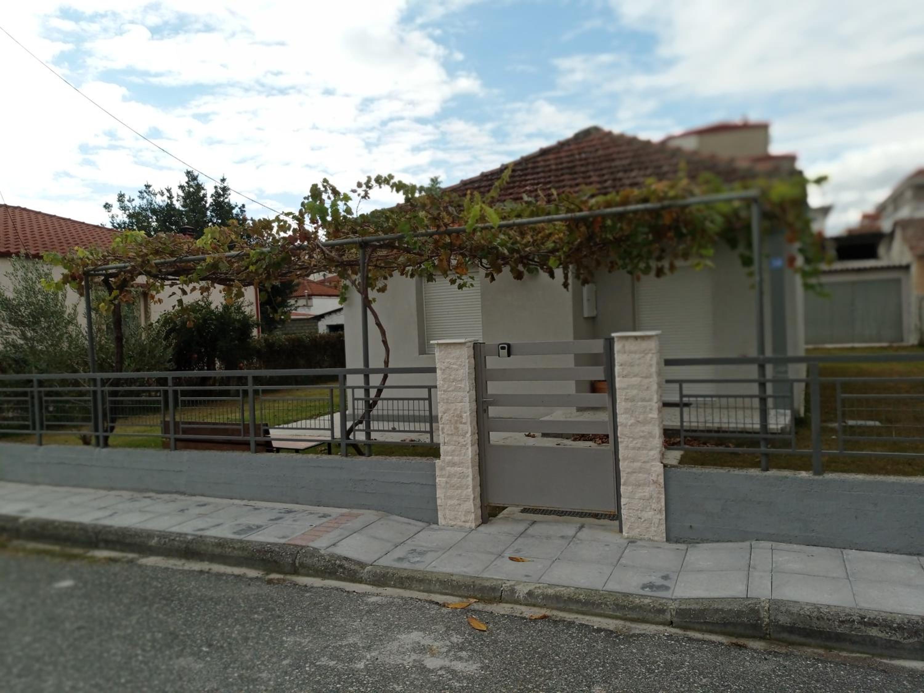 Two-Bedroom House photo 3