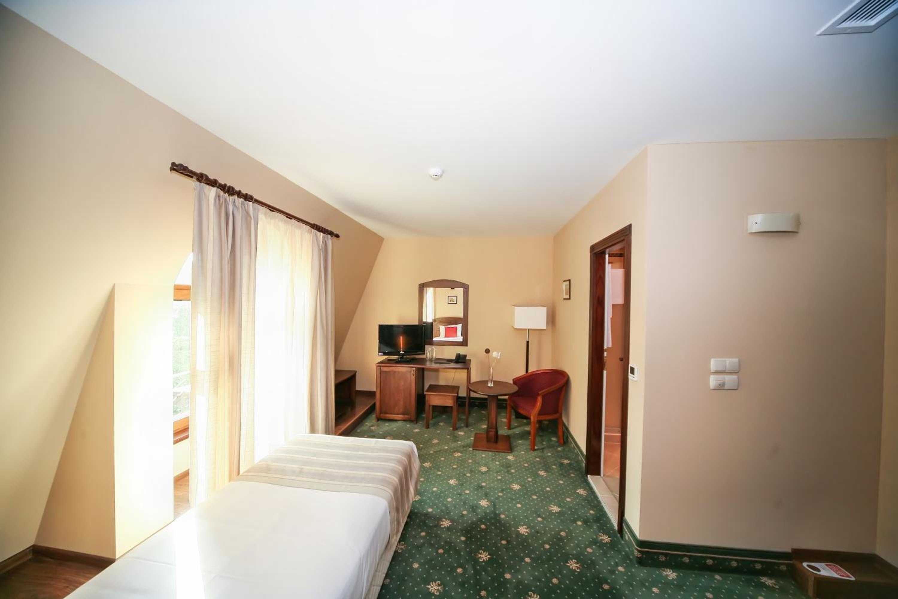 Single Room photo 3