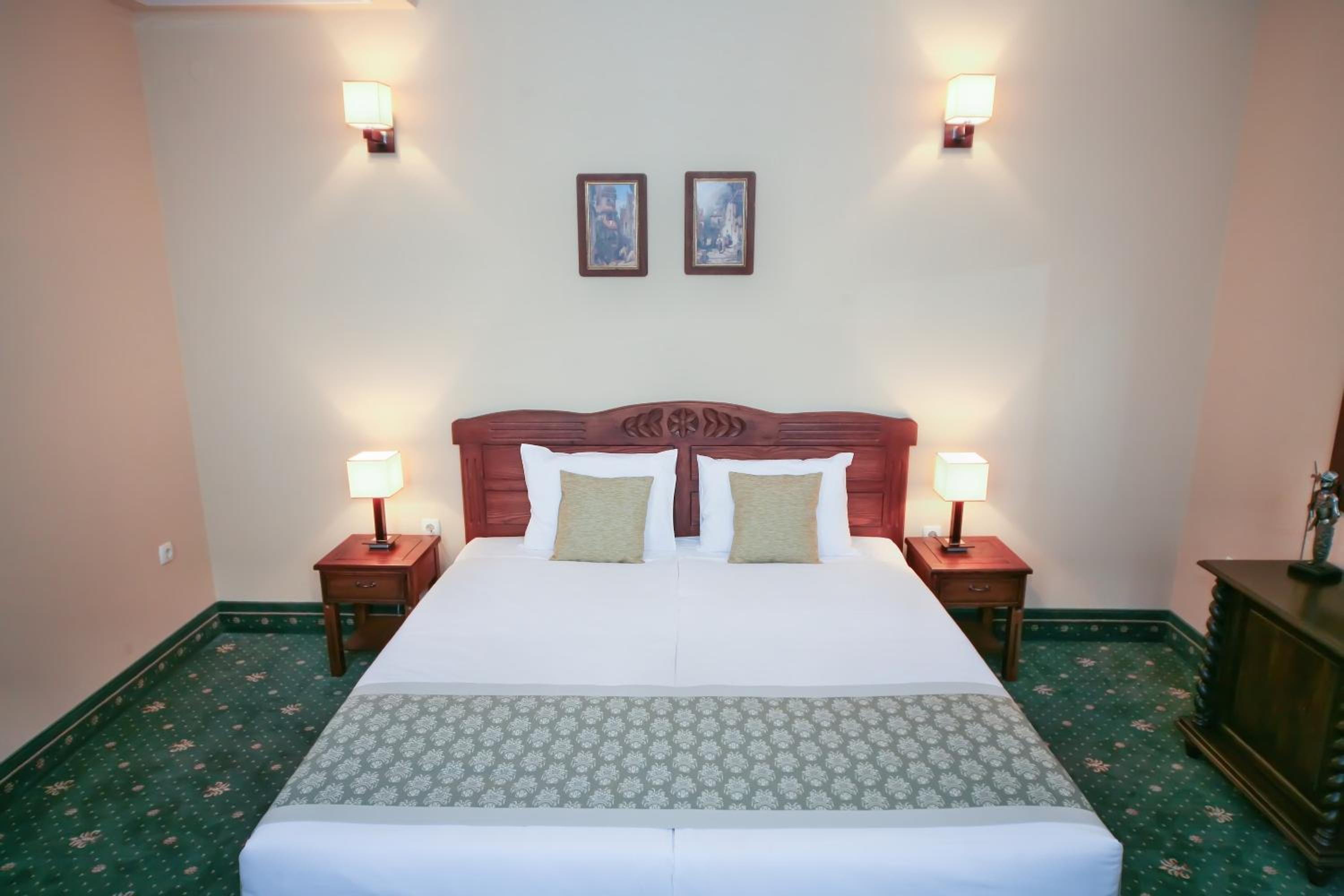 Double Room photo 1