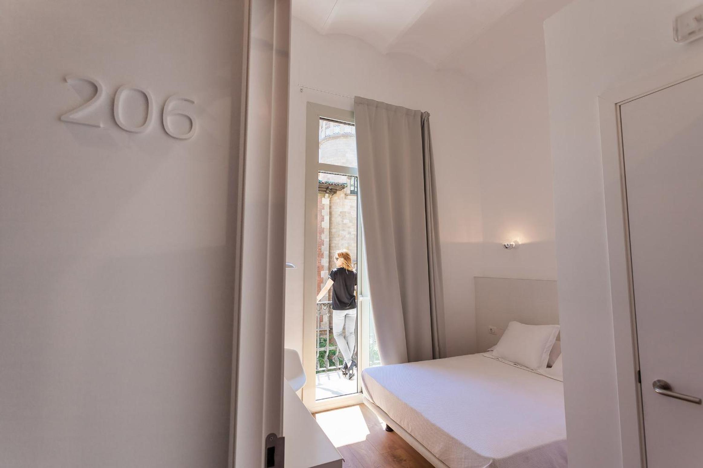 Double Room with Balcony photo 2