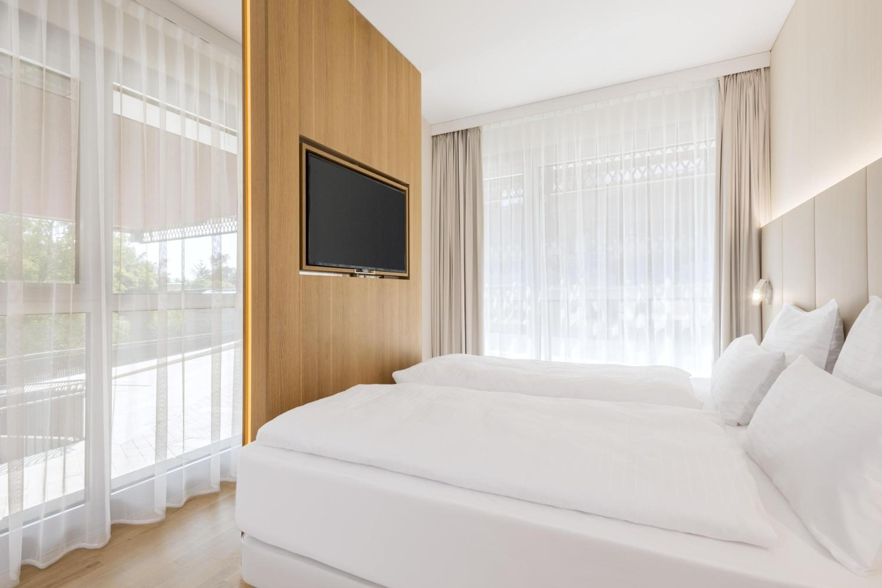 Family View Room