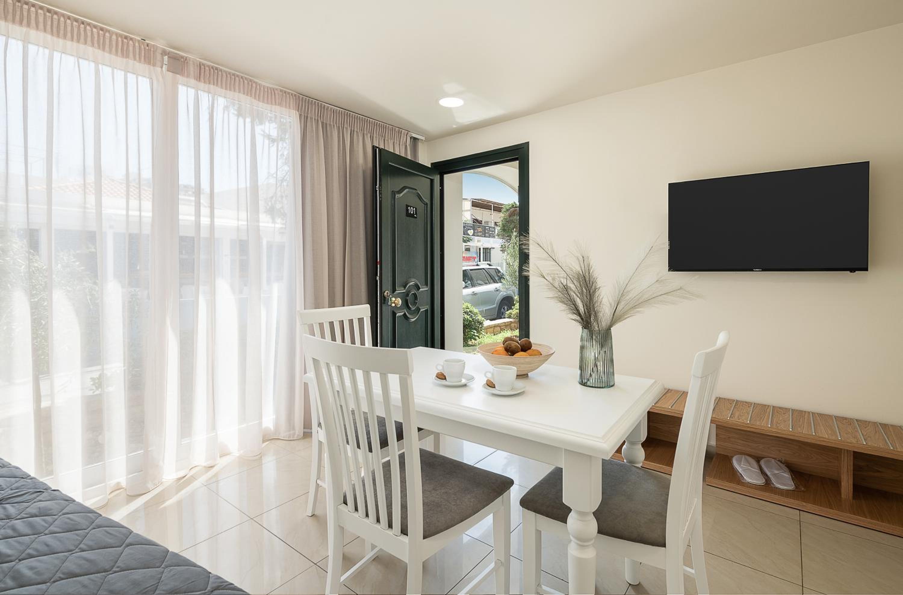 Superior Apartment - Photo 13