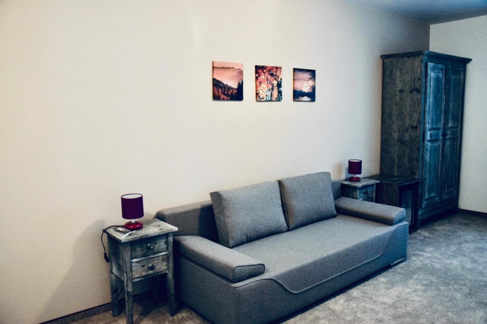 Apartment with Mountain View - Photo 4