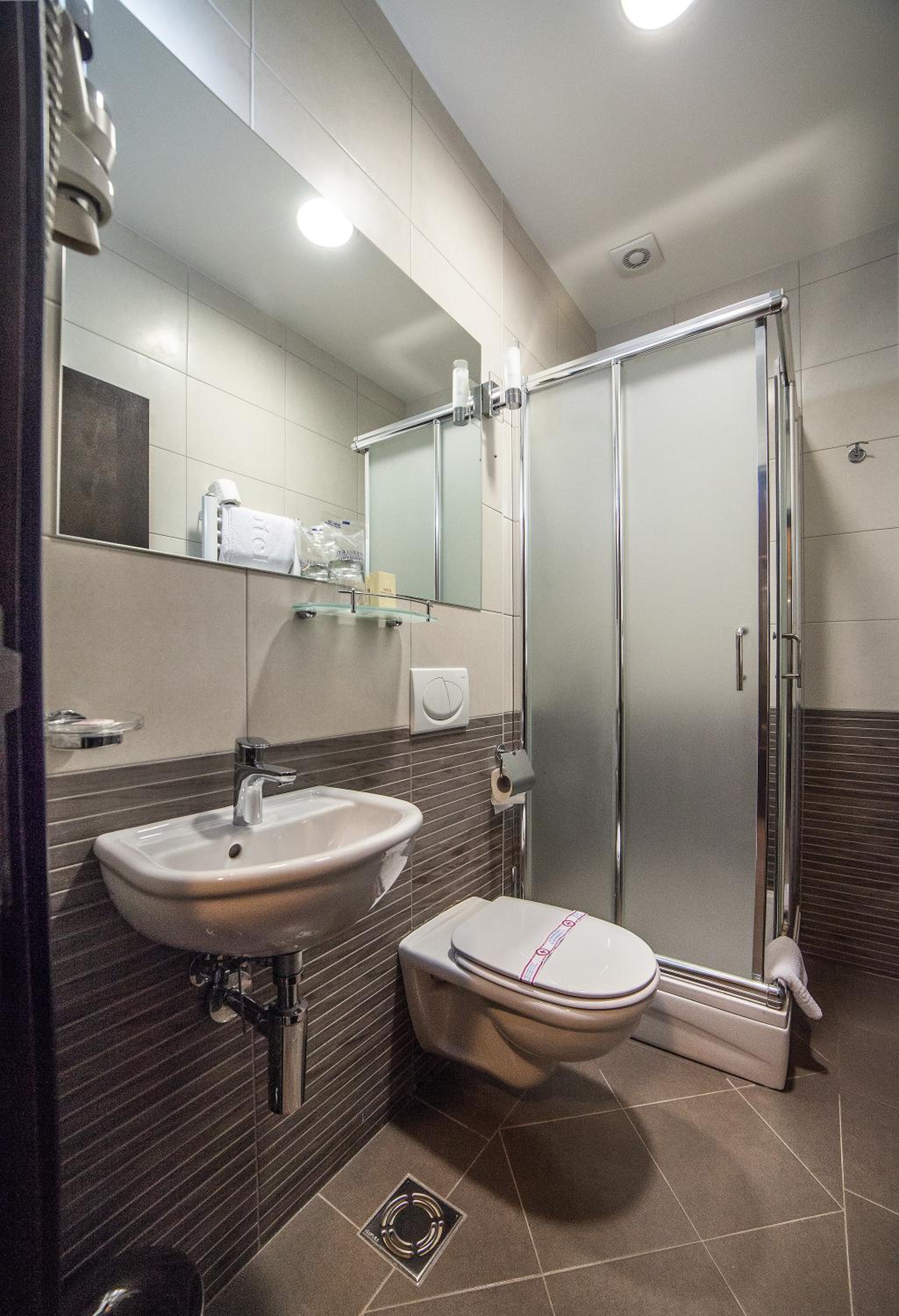 Single Room photo 3