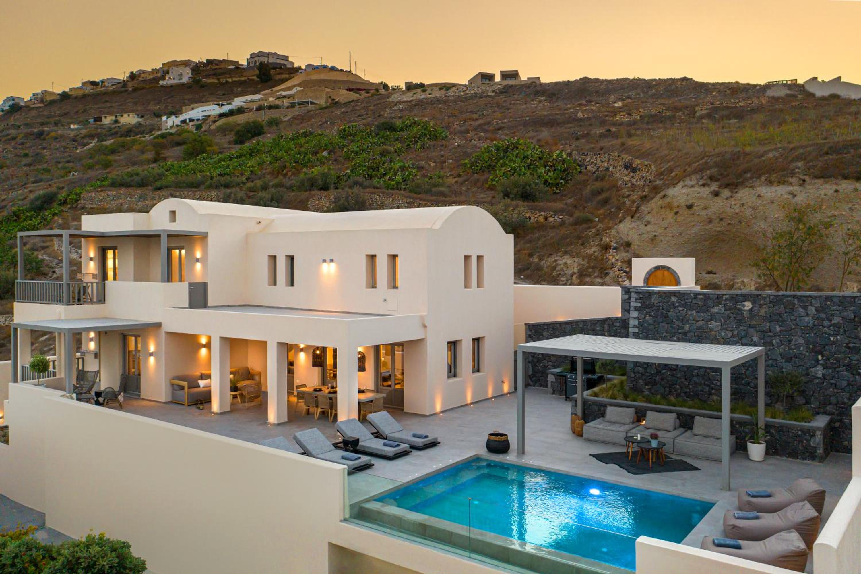 Eolia Gold Villa with Private Heated Pool photo 3