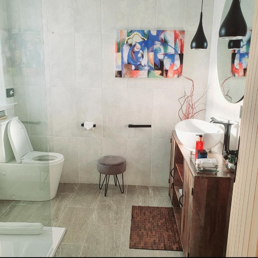 Deluxe Double Room with Shower photo 2
