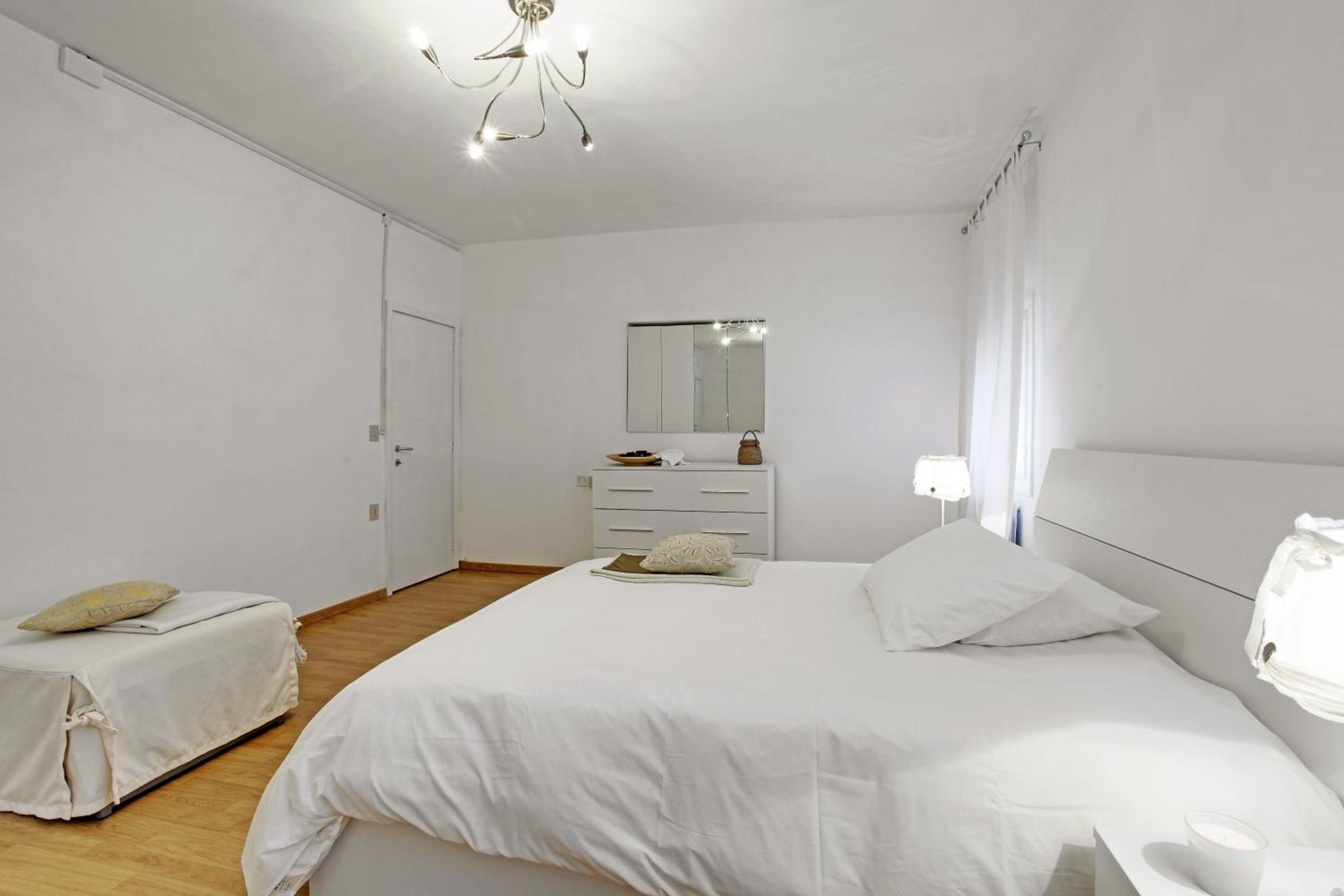 Two-Bedroom Apartment - Santa Croce 1785 photo 2