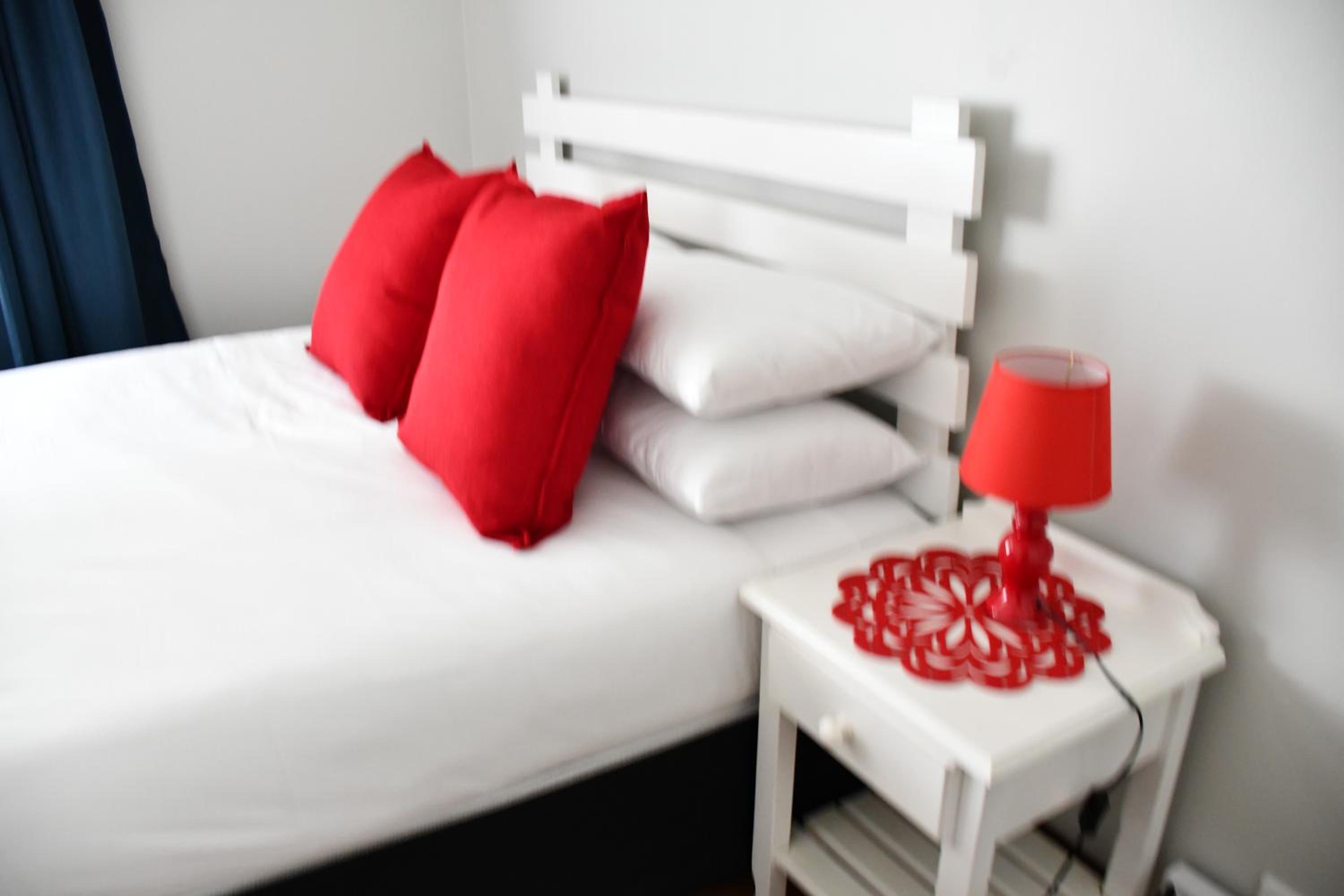 Deluxe Room - Photo 12