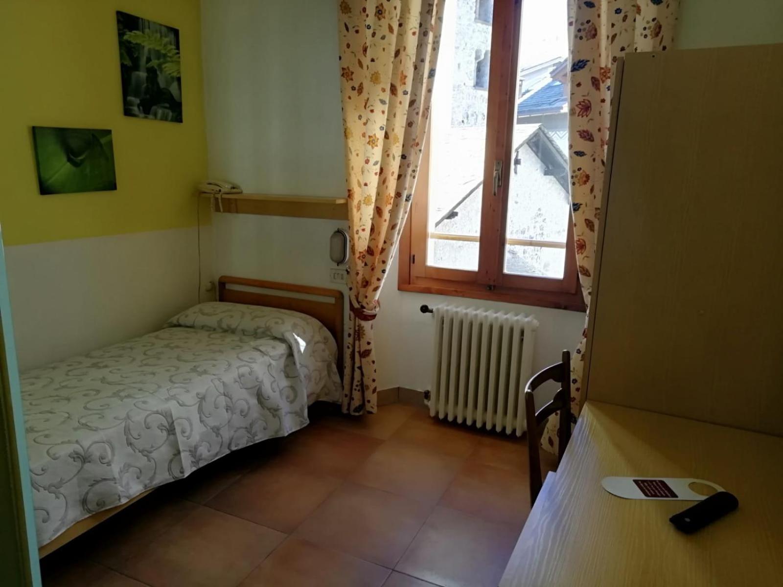 Single Room photo 1
