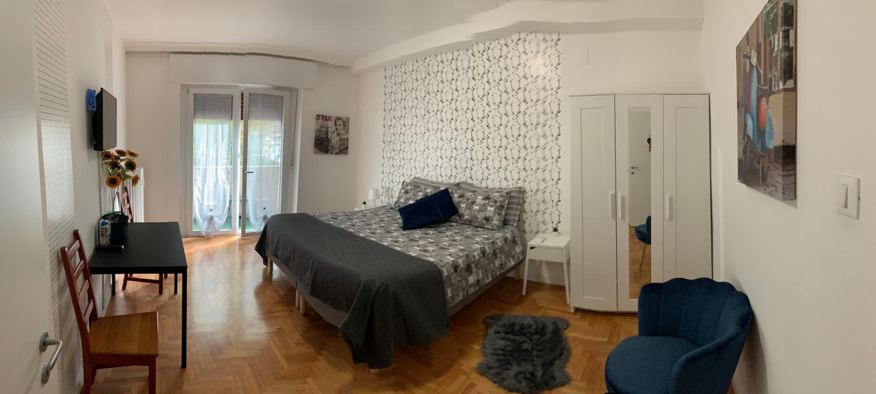 Superior King Room - Photo 1