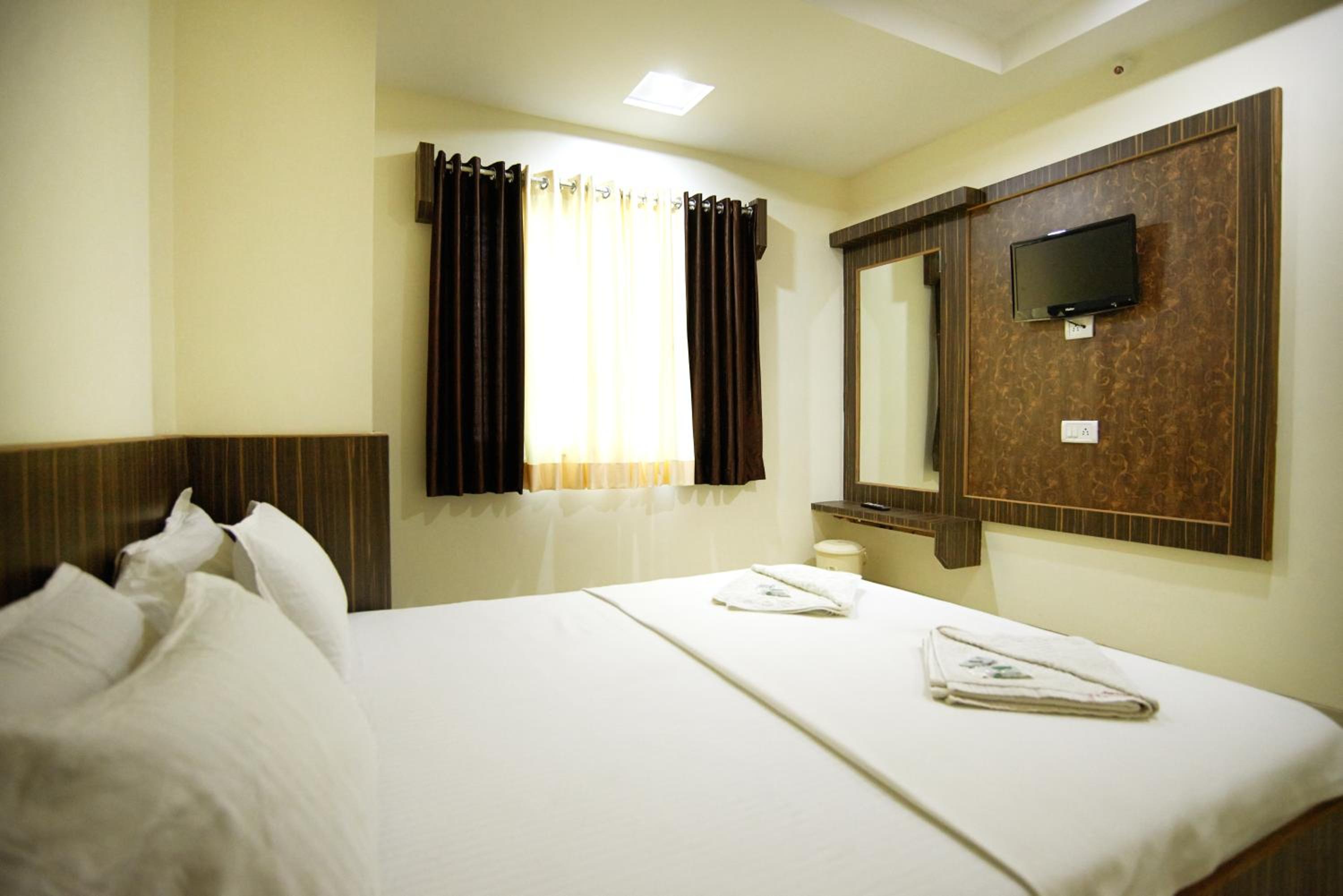 Standard Double Room - Photo 1