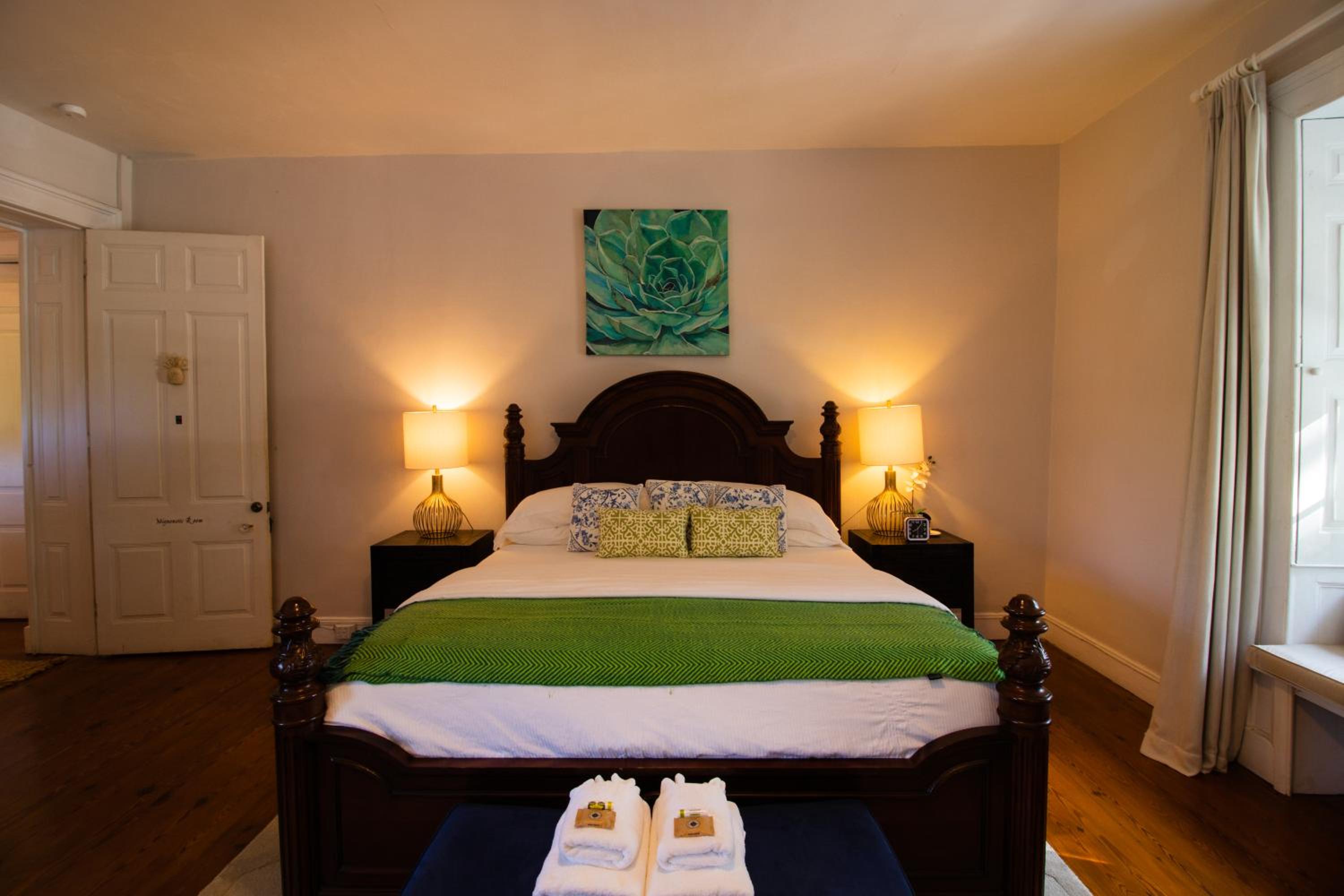 Mignonette Room