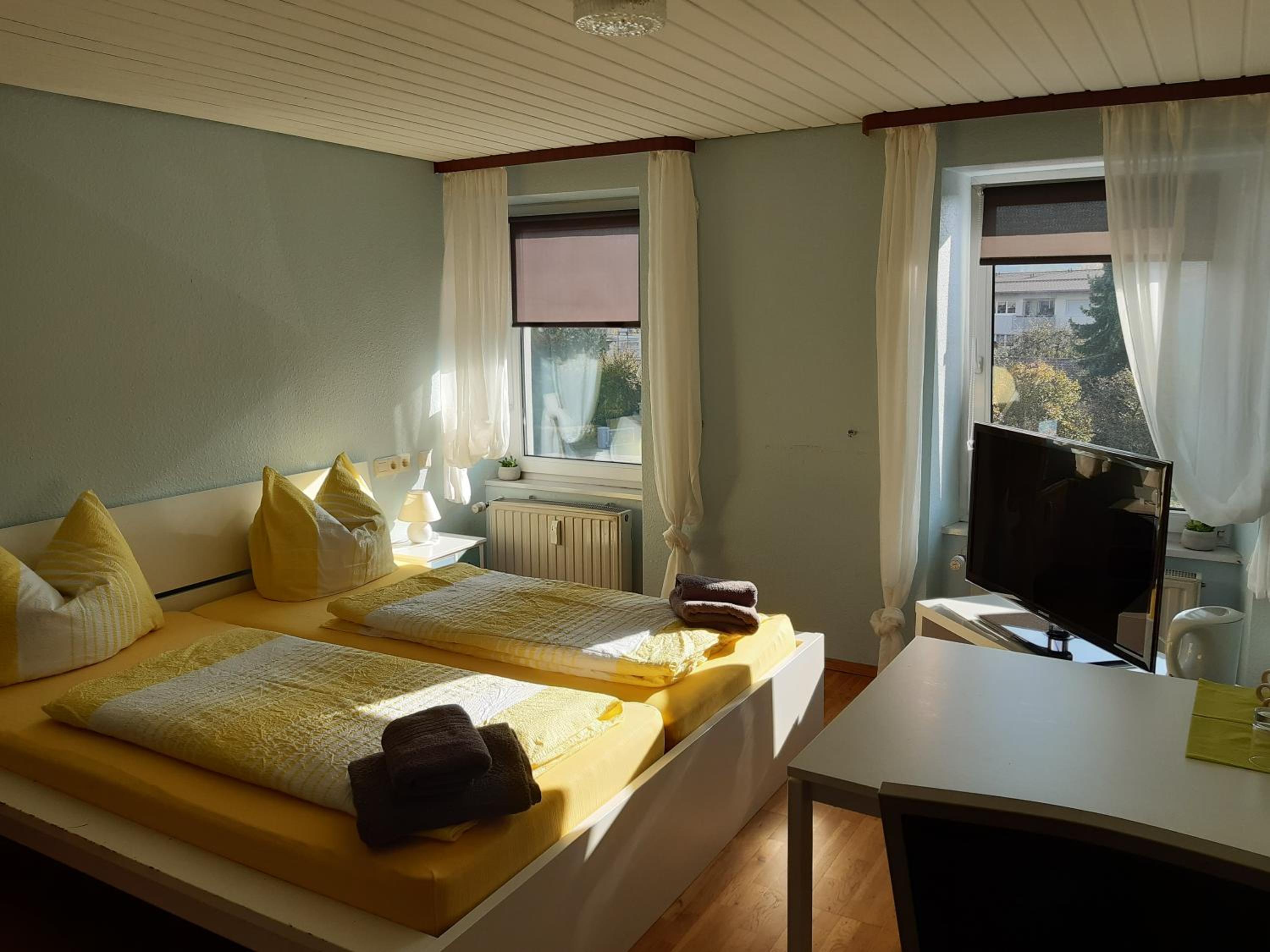 Double Room with Private Bathroom photo 3