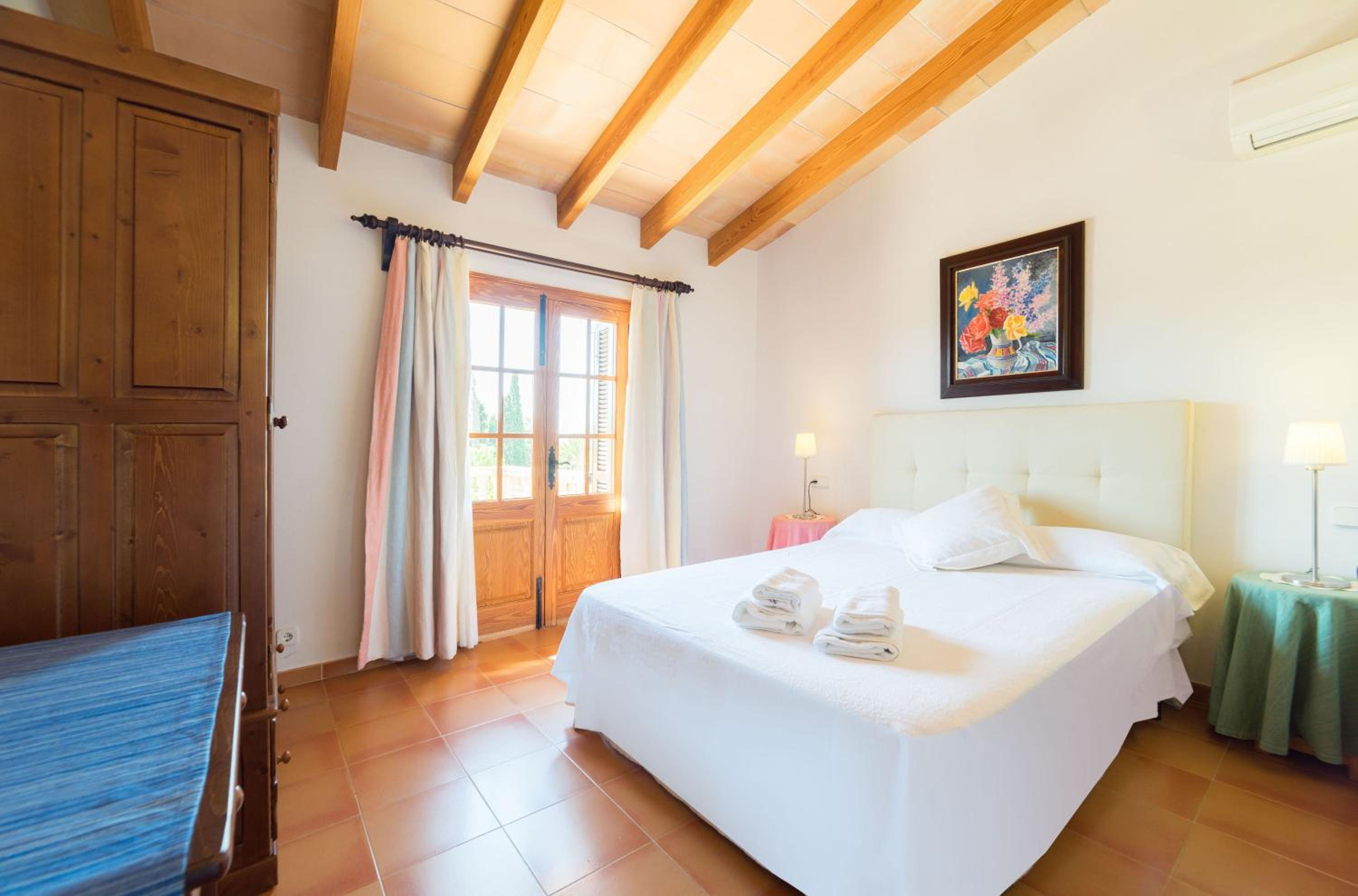 Villa de Tres Habitaciones