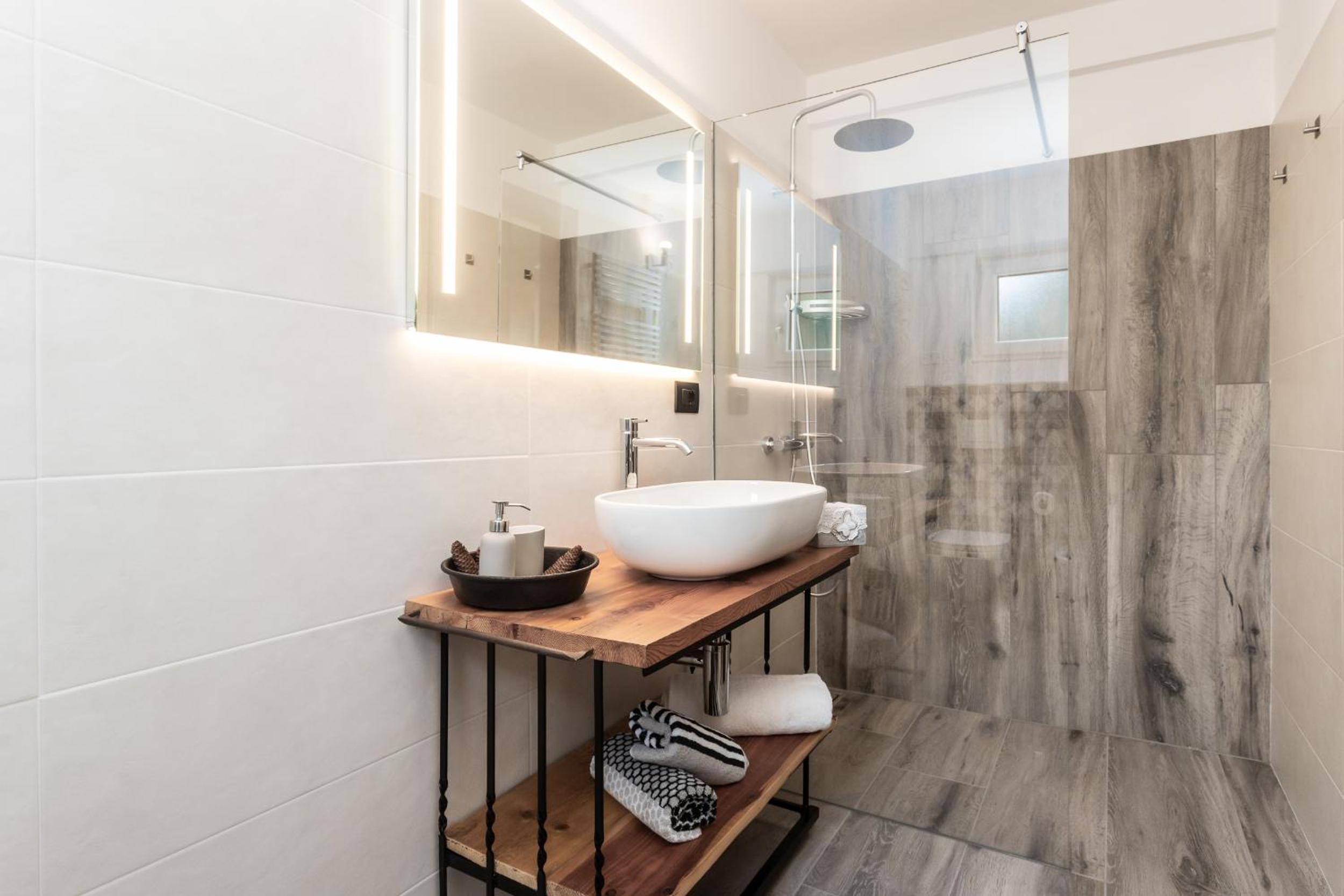 Deluxe Double or Twin Room with Balcony photo 2