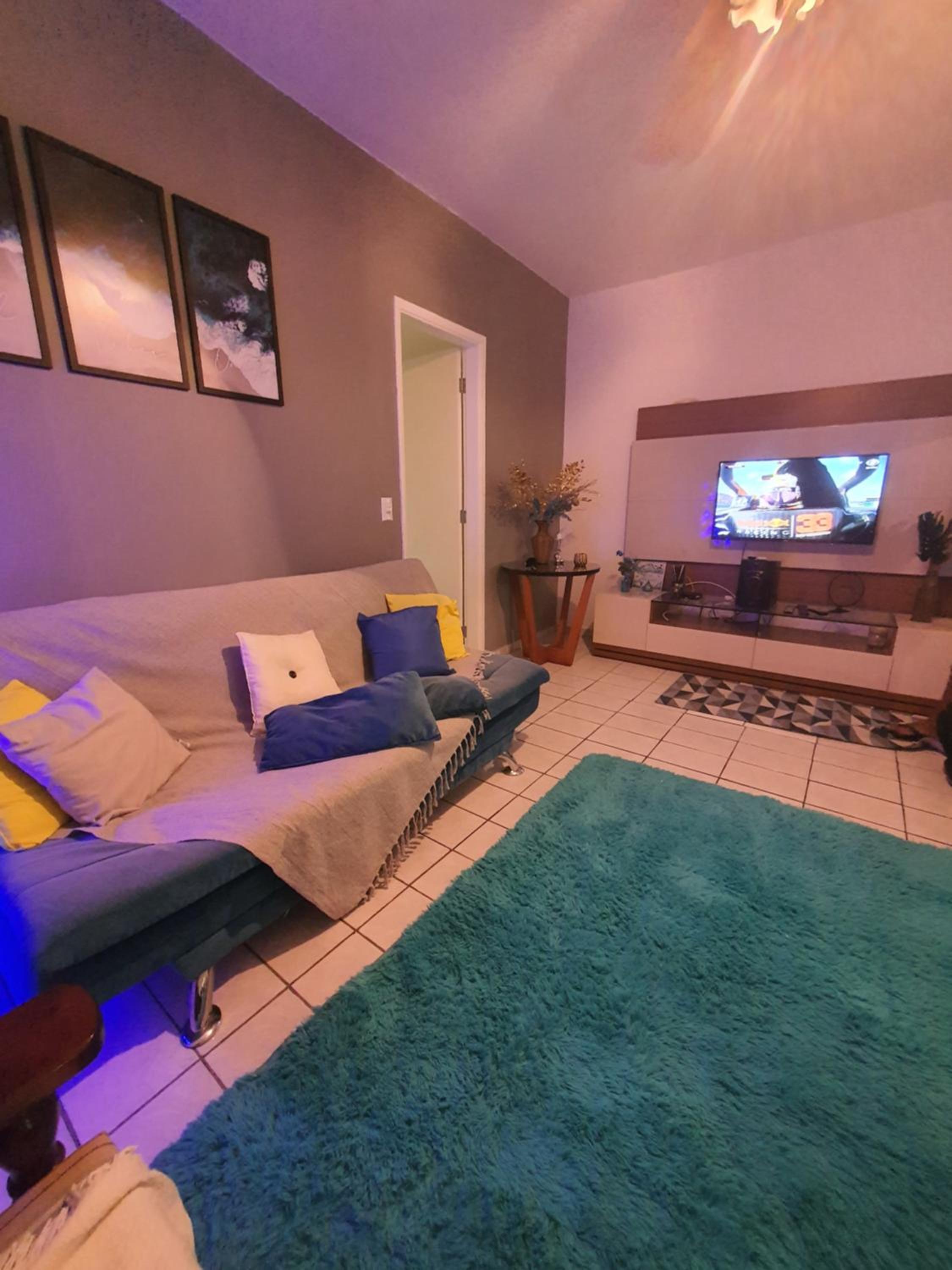 Two-Bedroom Apartment - Photo 35