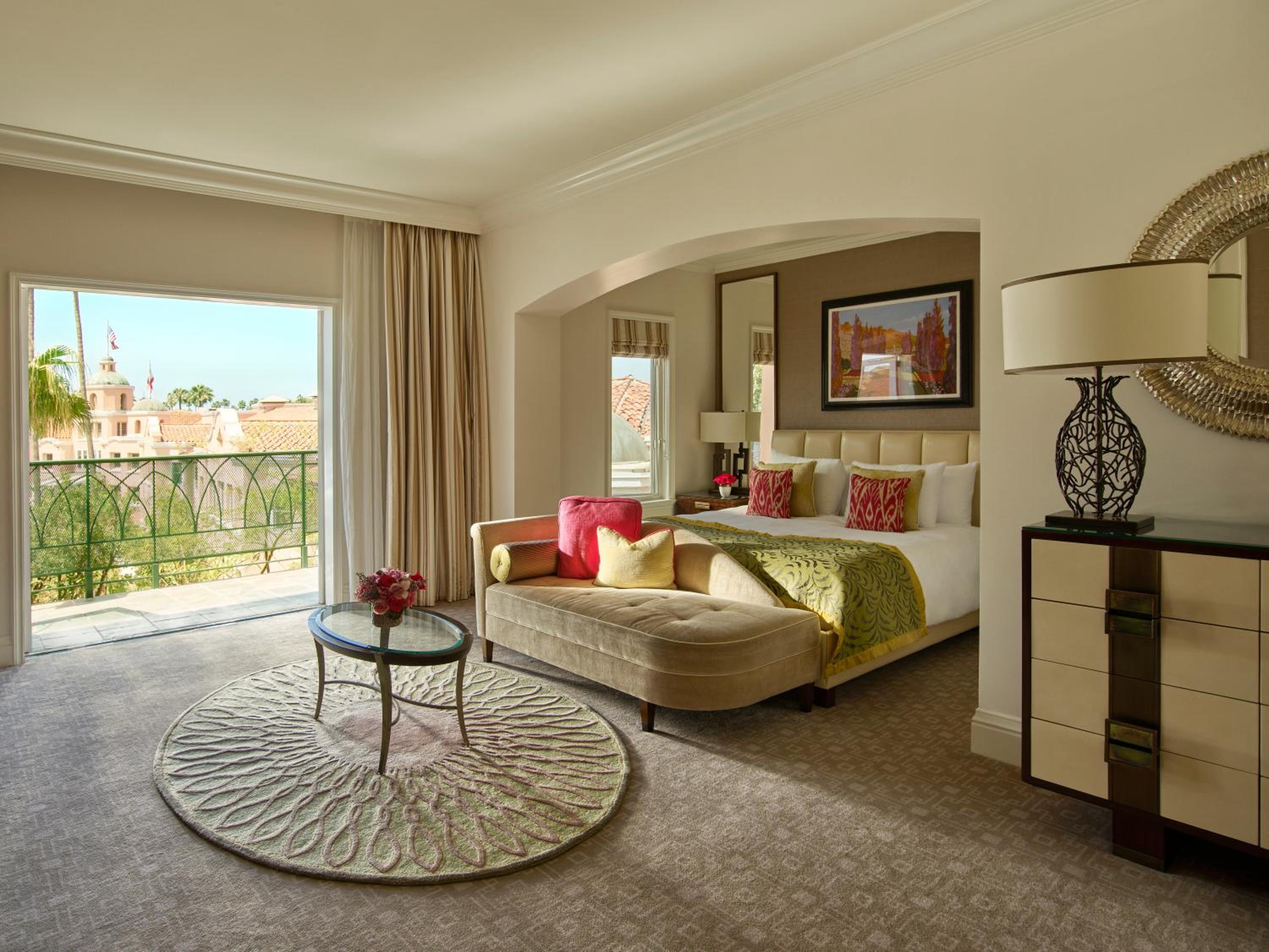 Deluxe King Room with Balcony
