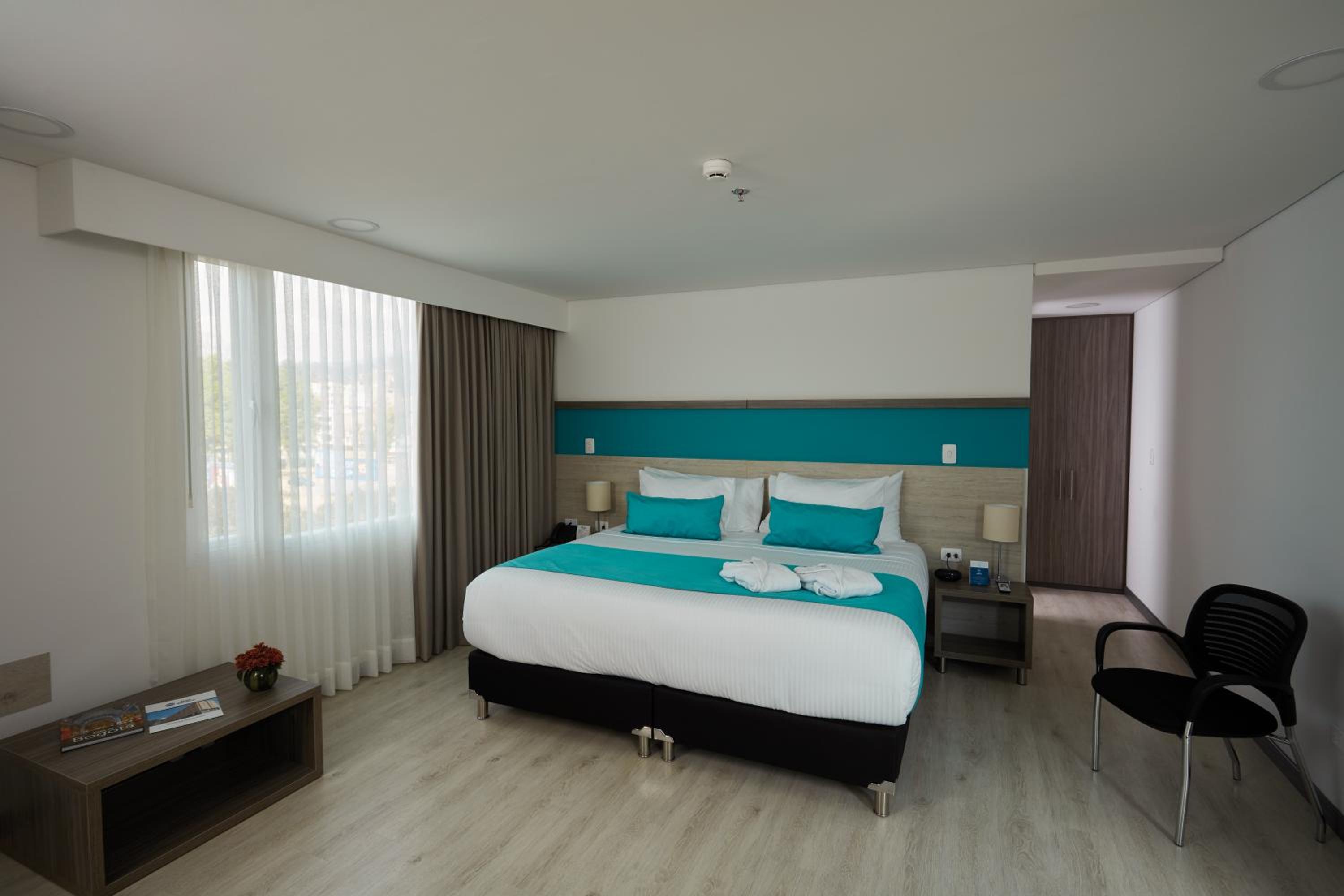 Superior King Room