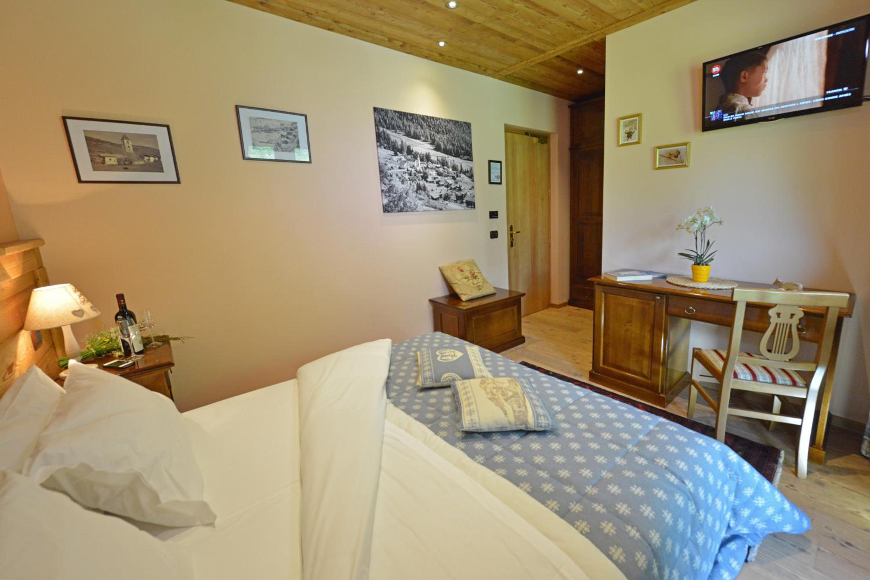Double or Twin Room photo 1
