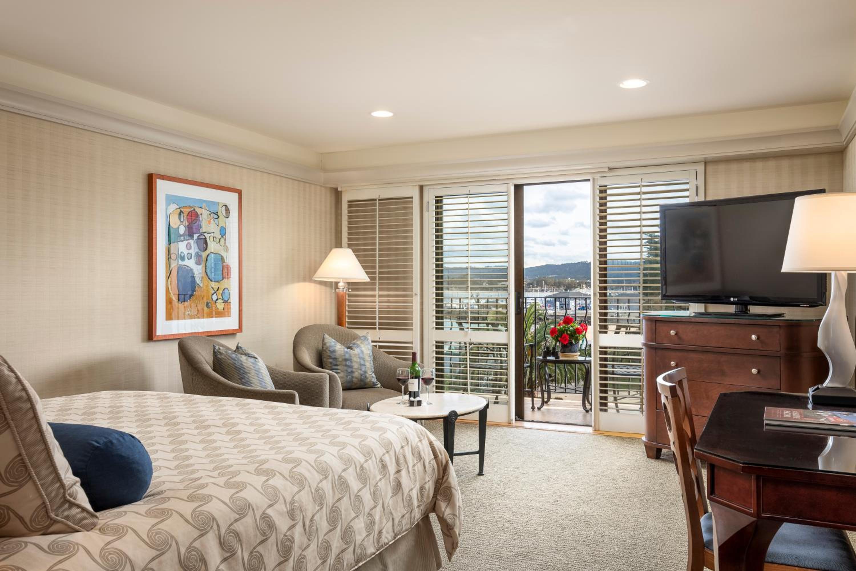 Harbor View with Balcony and Sofabed - Photo 1