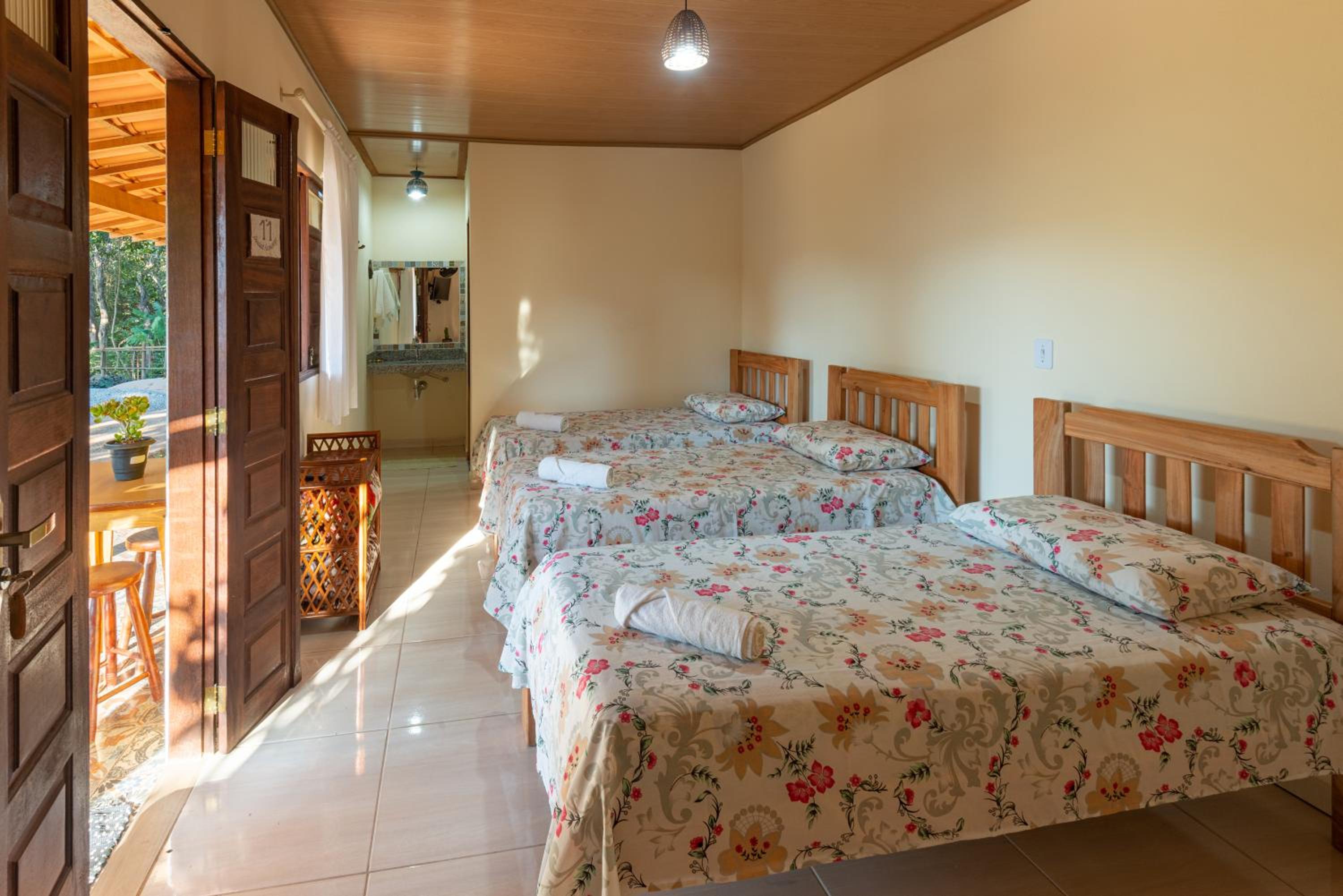 Quadruple Room with Balcony - Photo 1