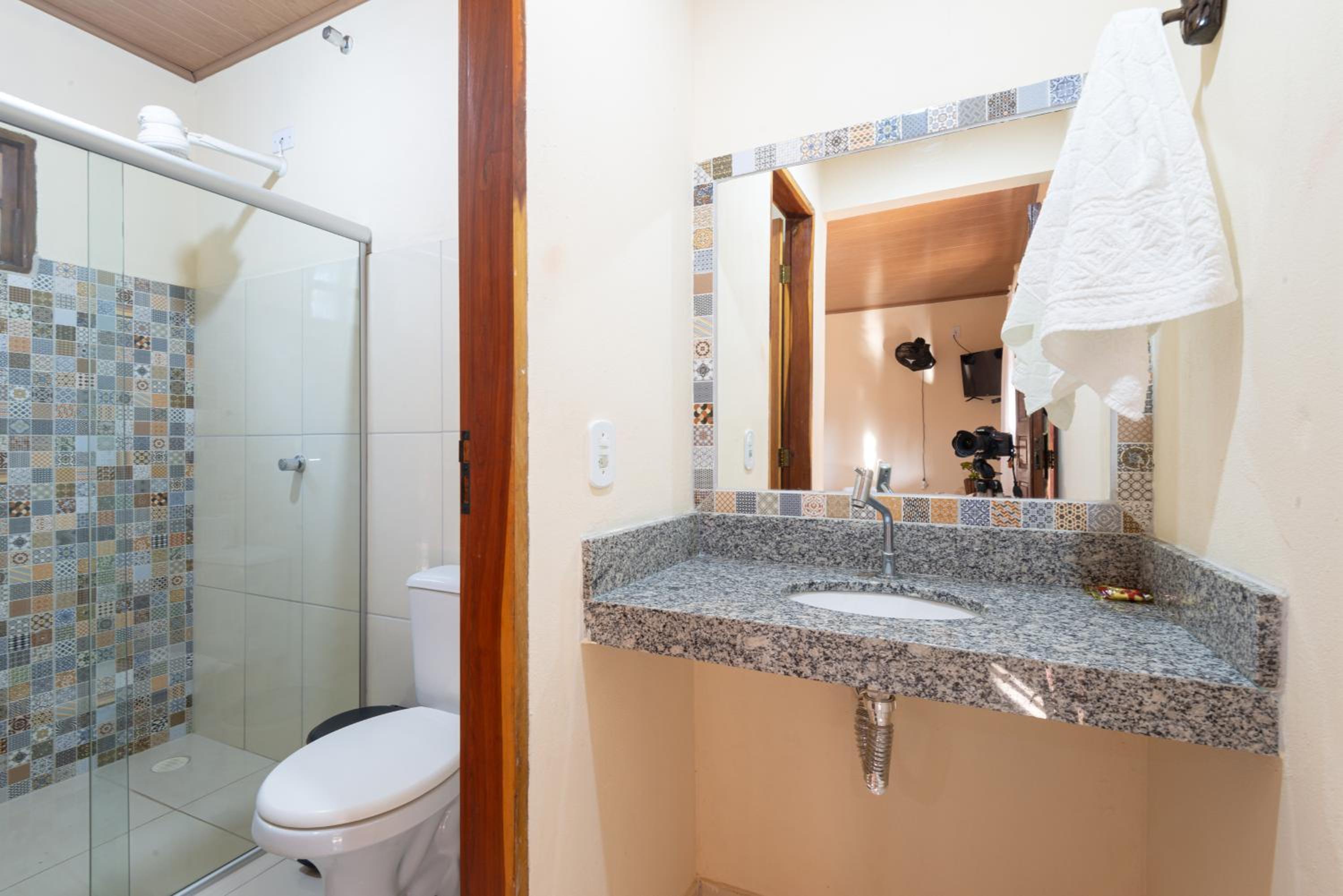 Triple Room with Balcony - Photo 2