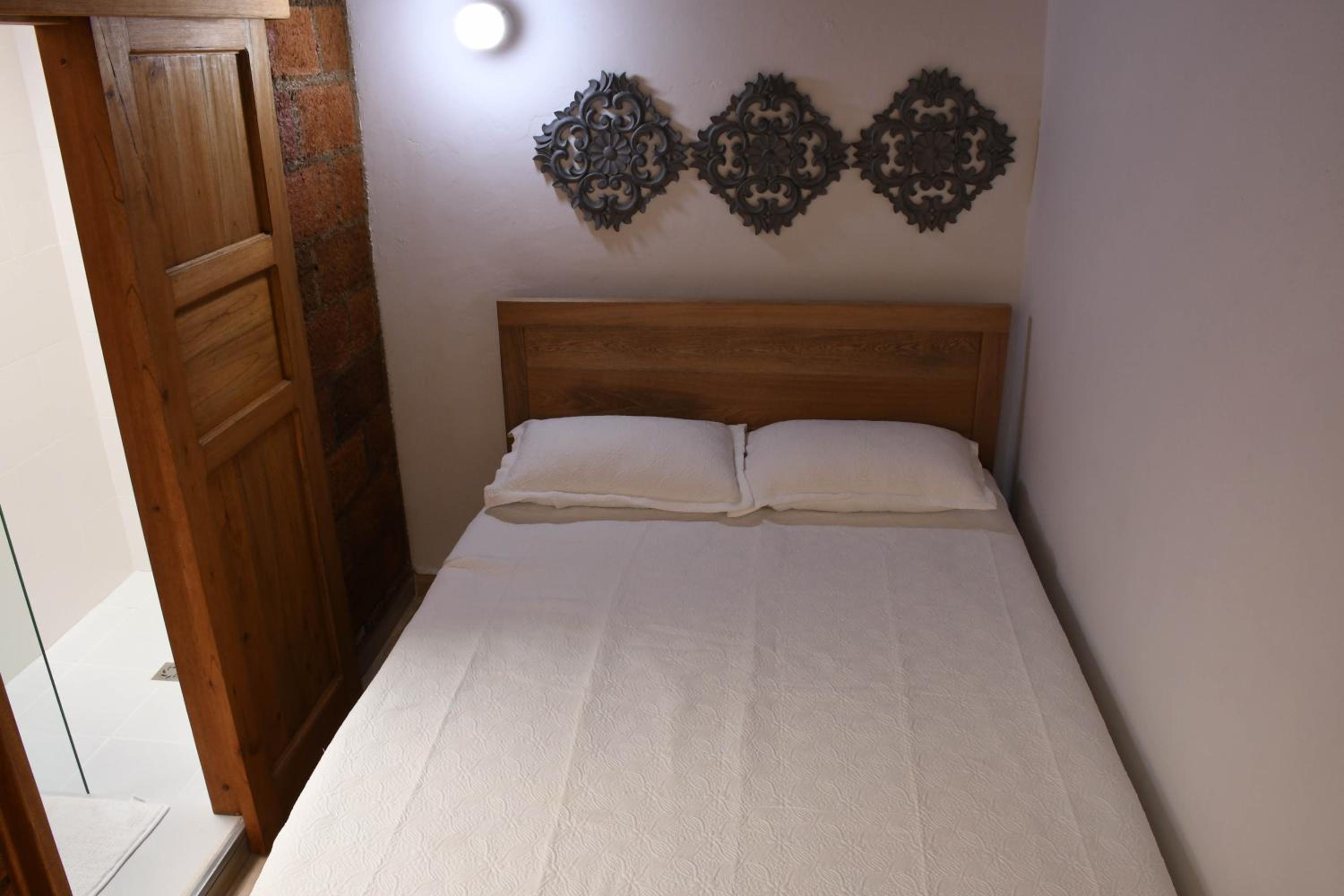 Double Room with Private Bathroom photo 2