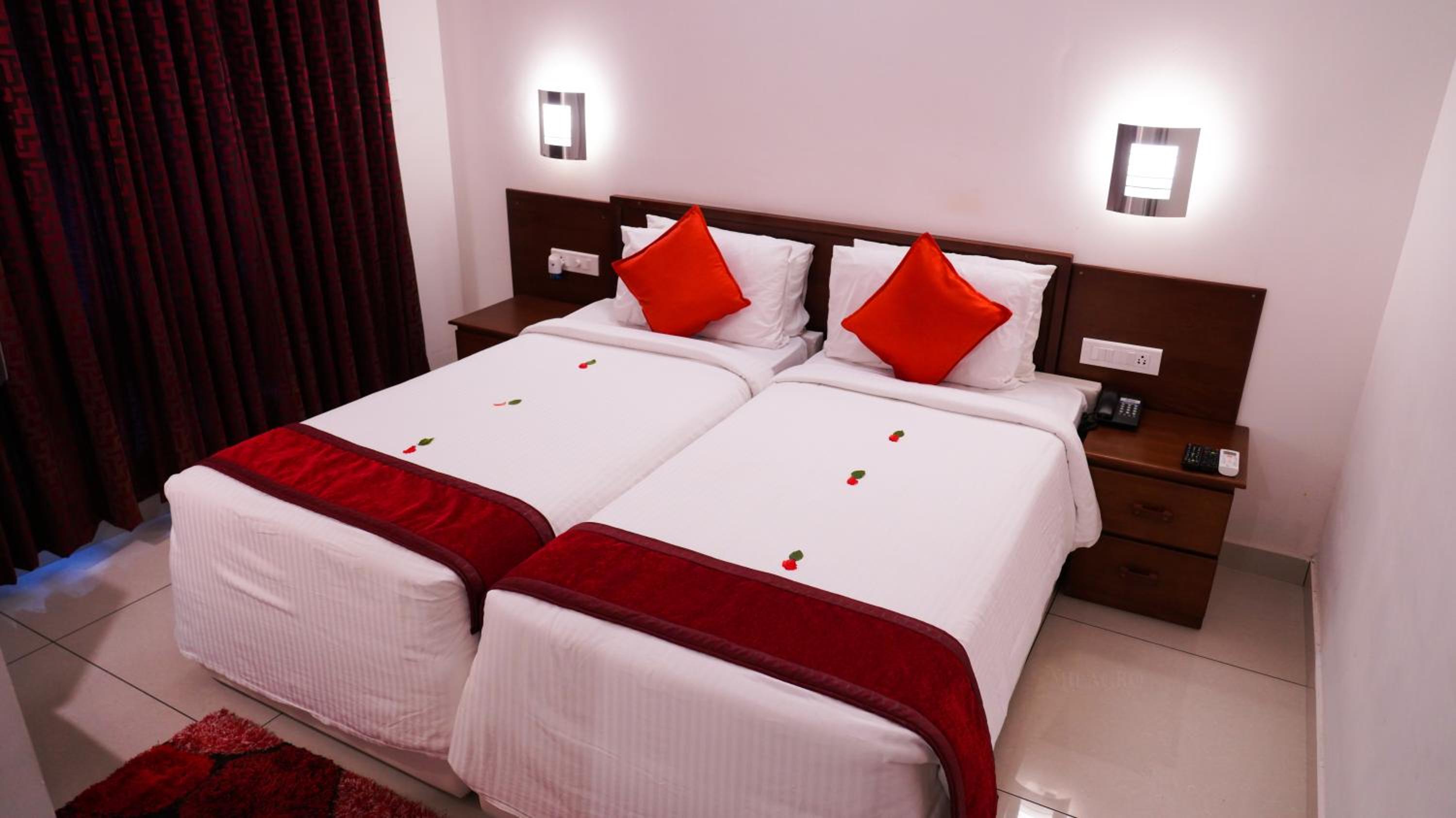 Superior King Room - Photo 2