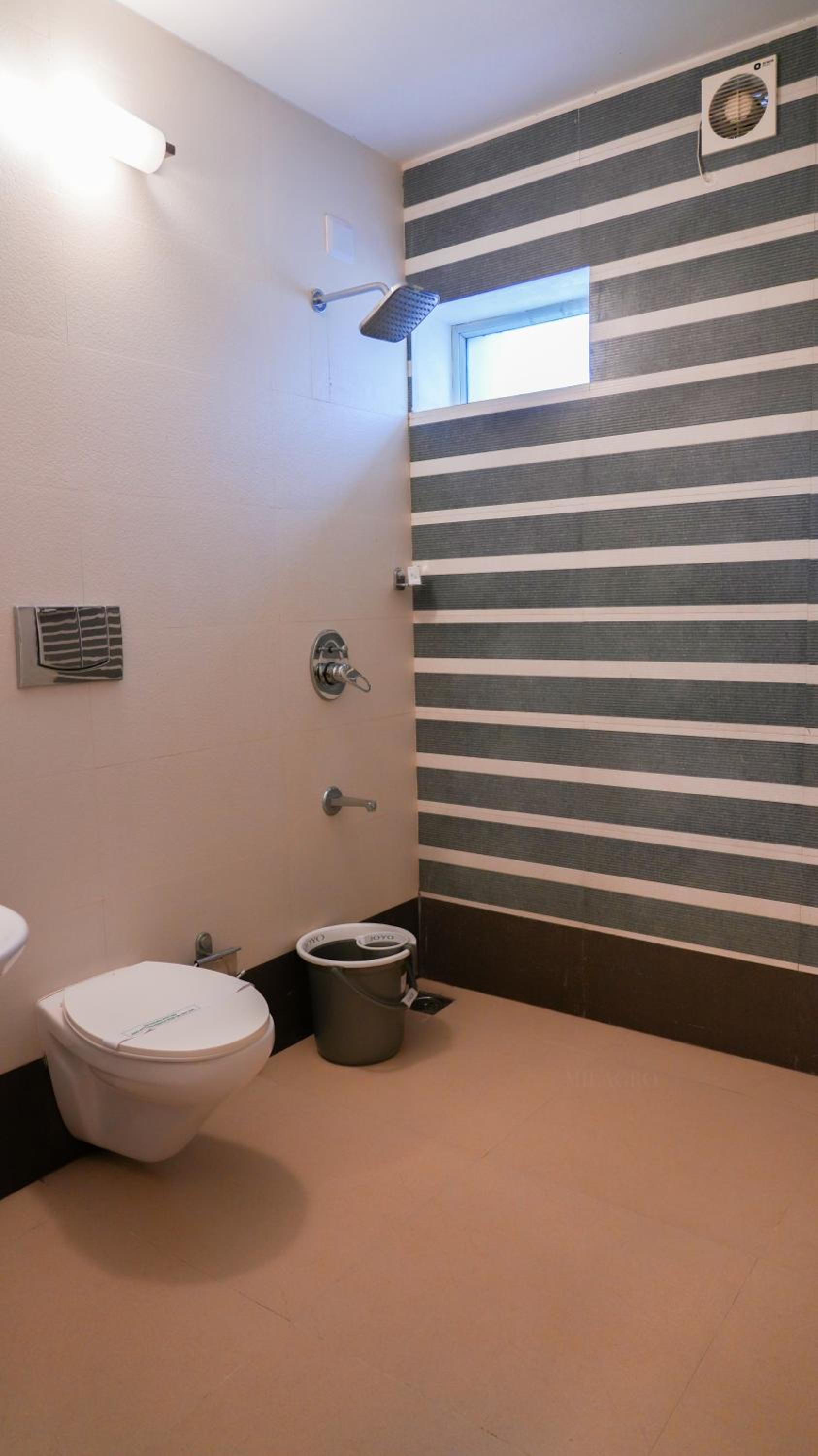 Superior King Room - Photo 4
