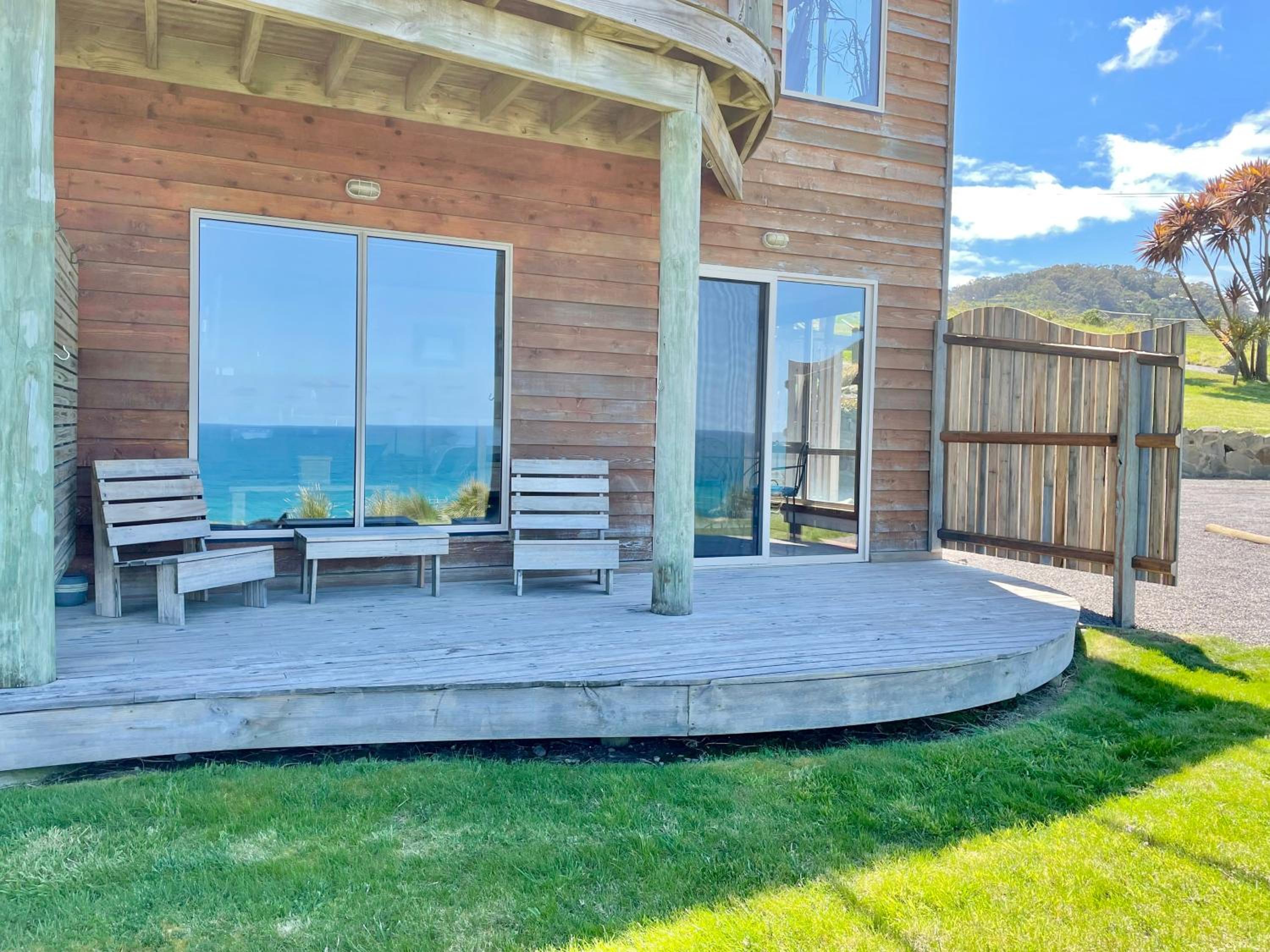 King Suite with Ocean View photo 2