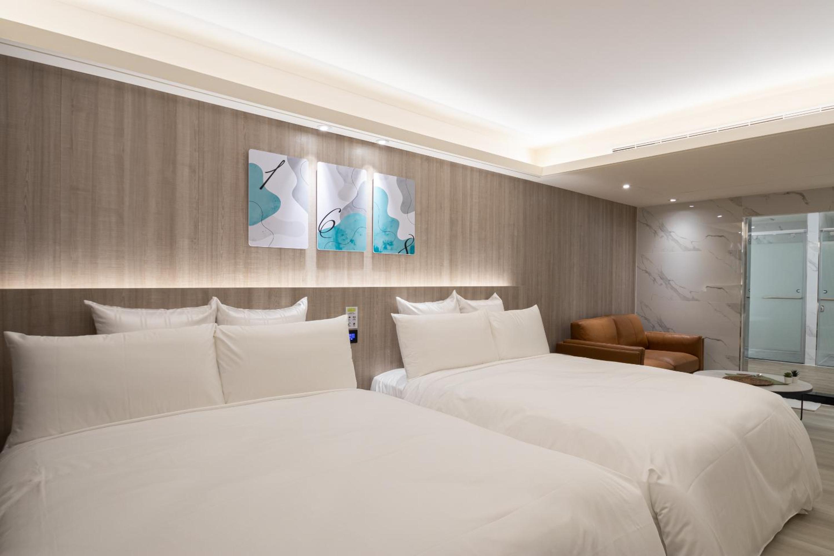 Classic Quadruple Room photo 1