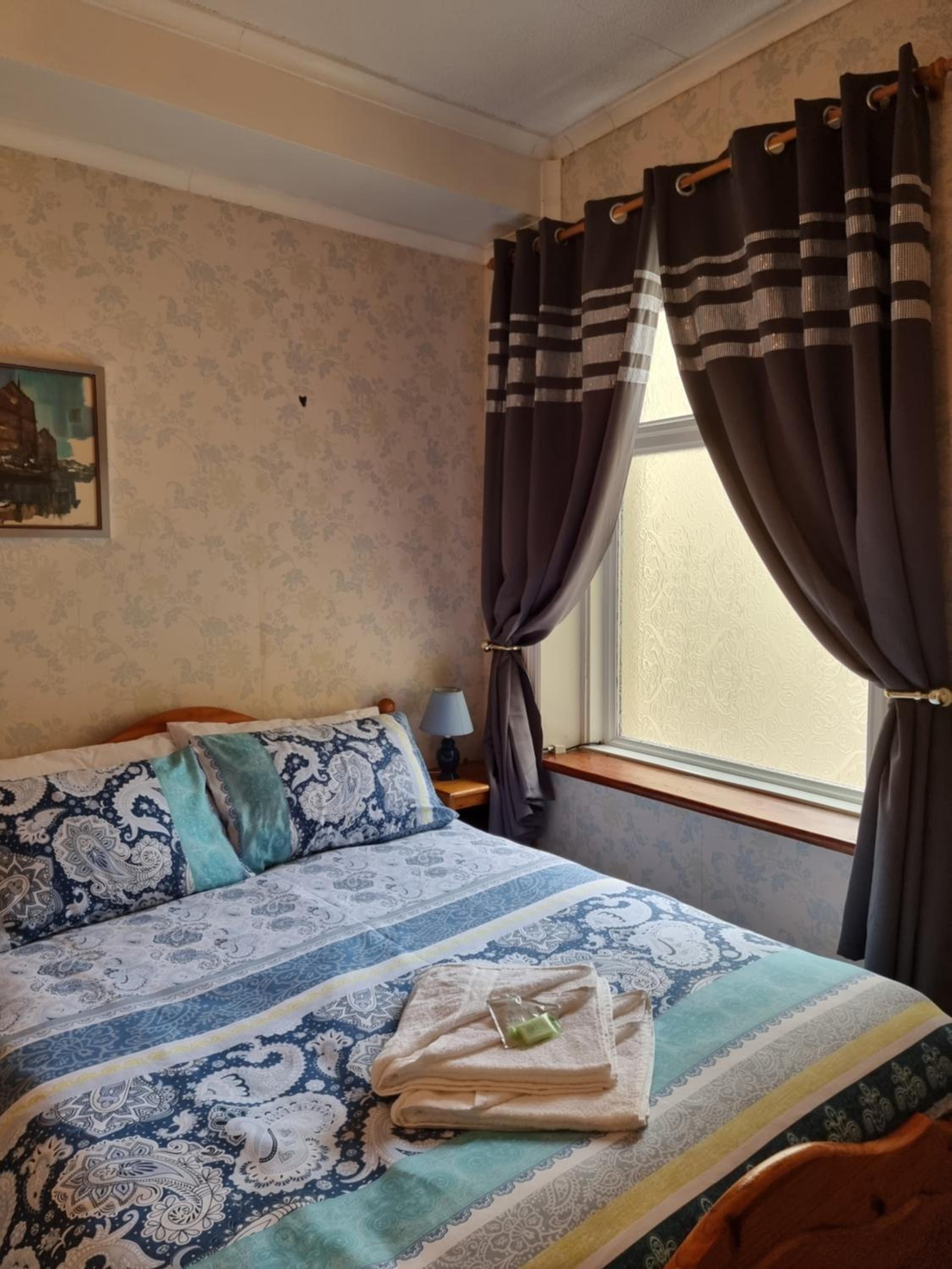 Double Room With Private Bathroom