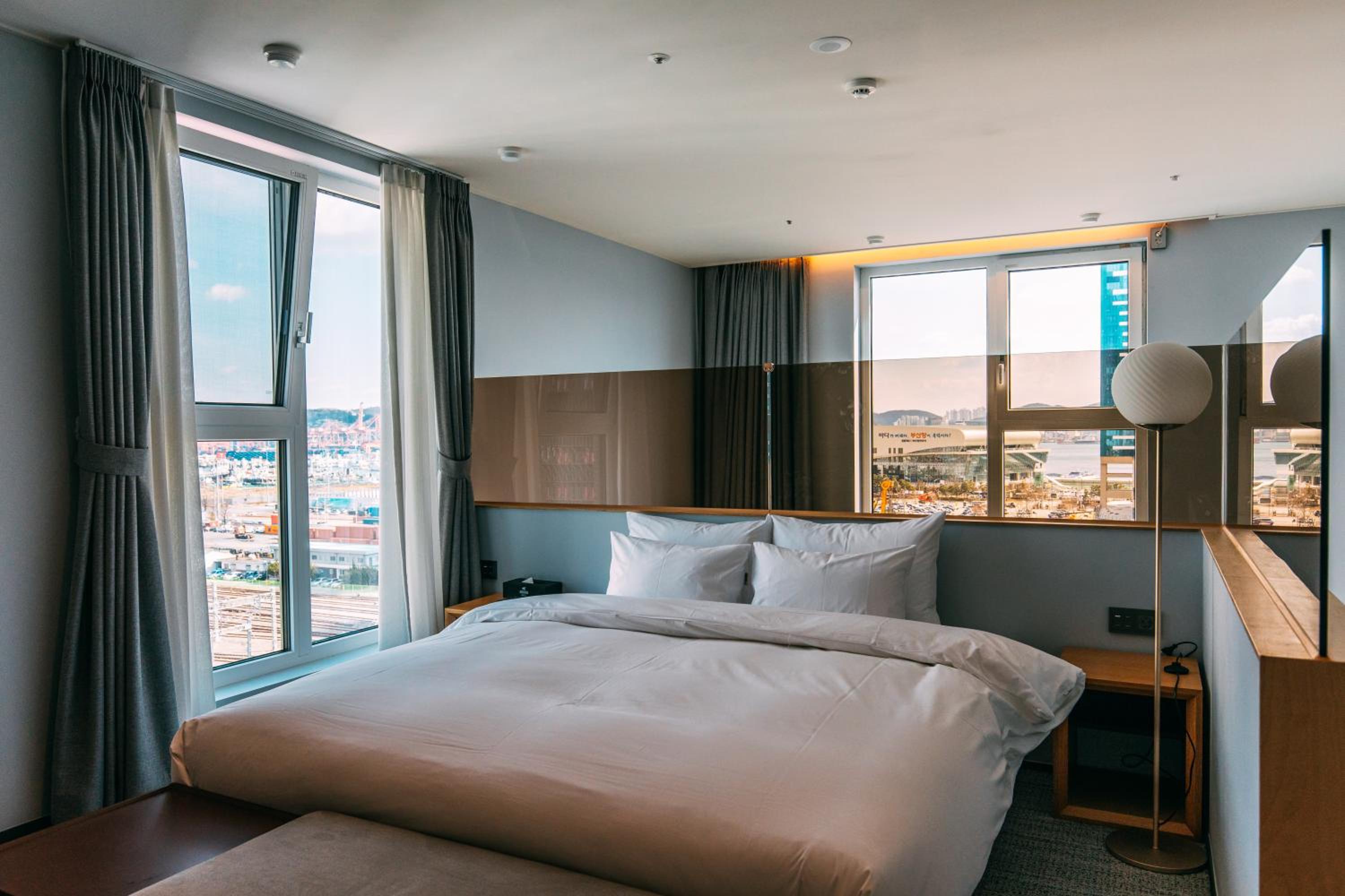 Duplex Suite with Free access to Rooftop pool