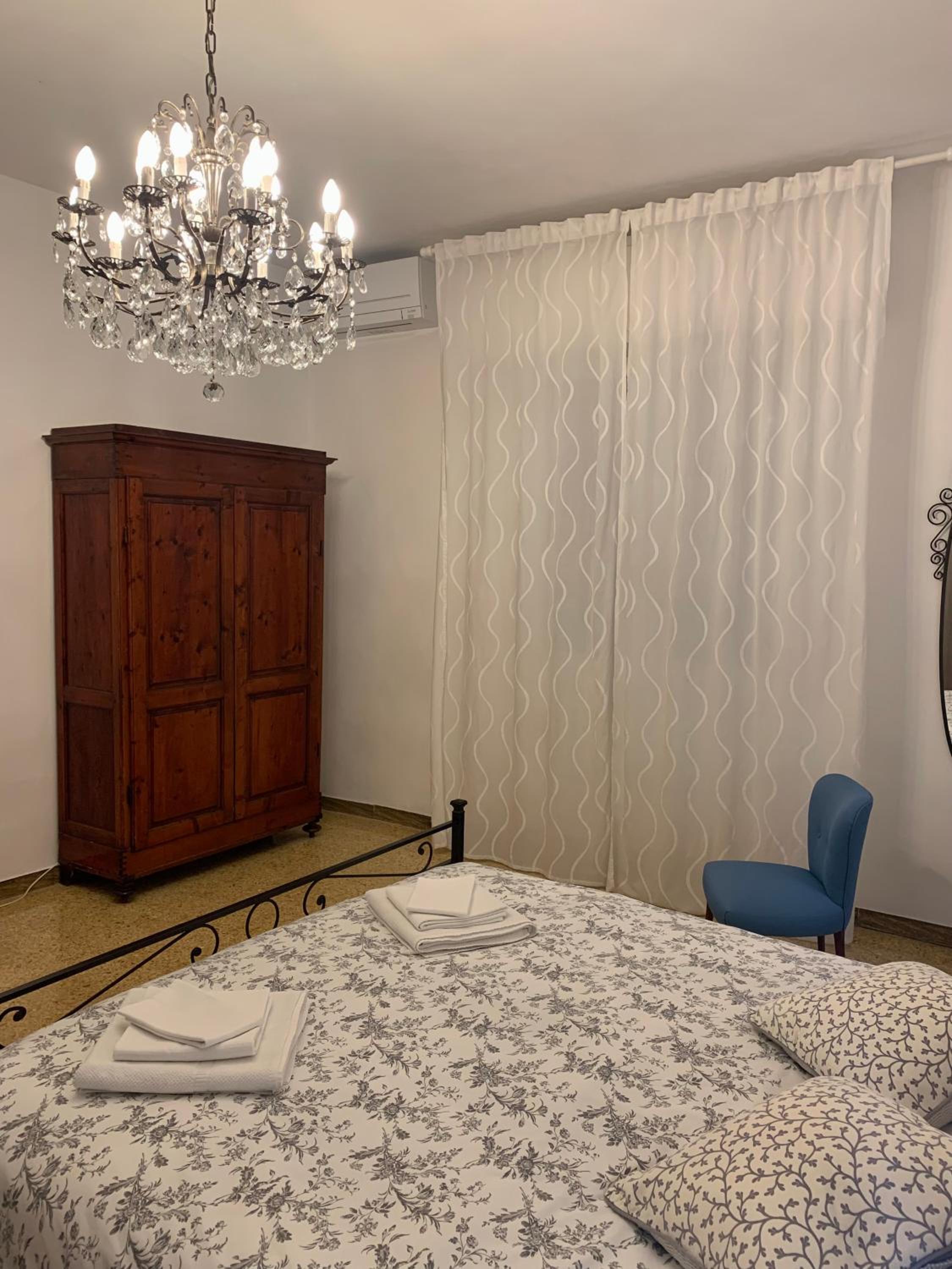 Apartment photo 3
