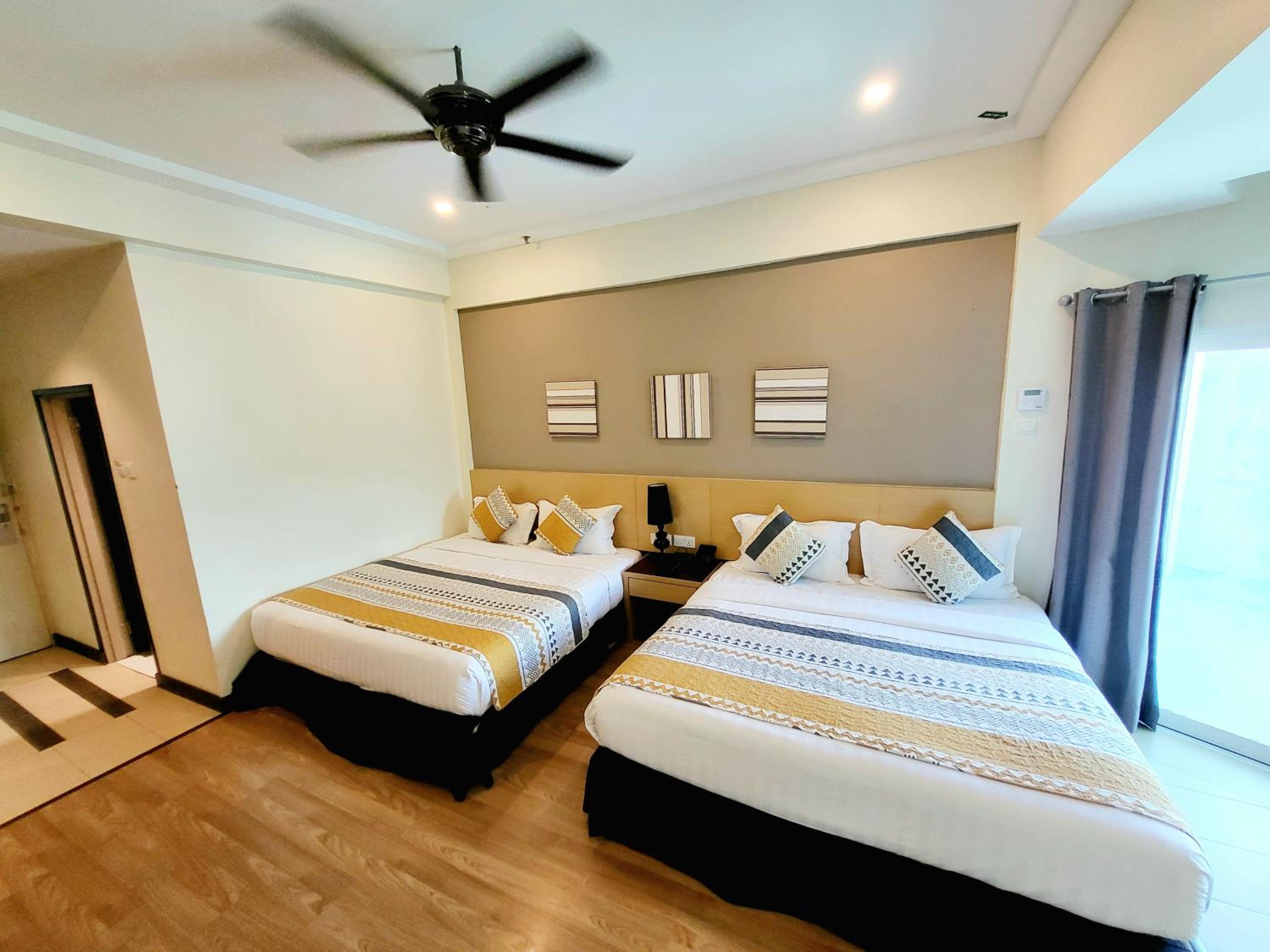 Family Room with Balcony - Photo 4