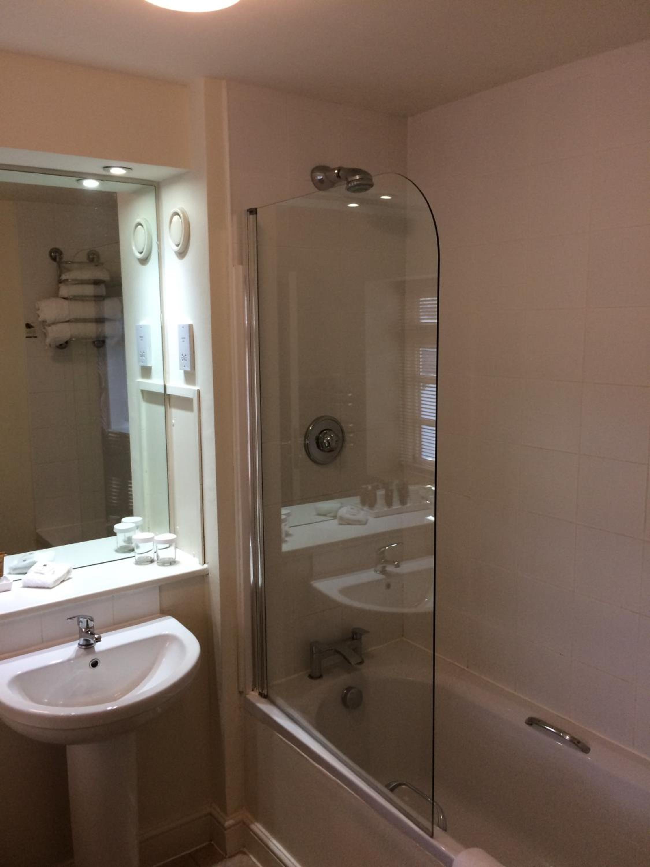 Executive Double Room - Photo 7