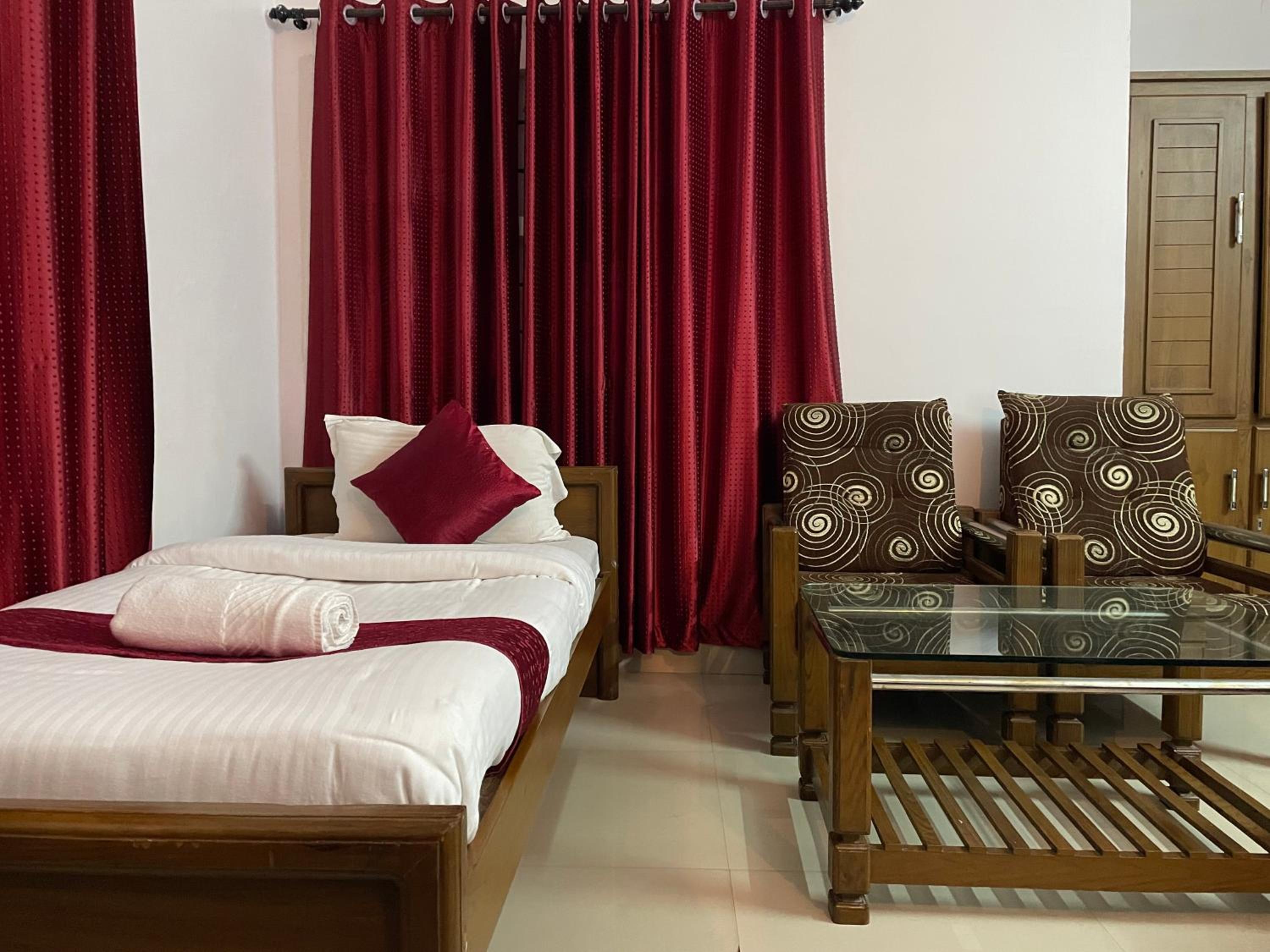 Super Deluxe Double Room - Photo 1