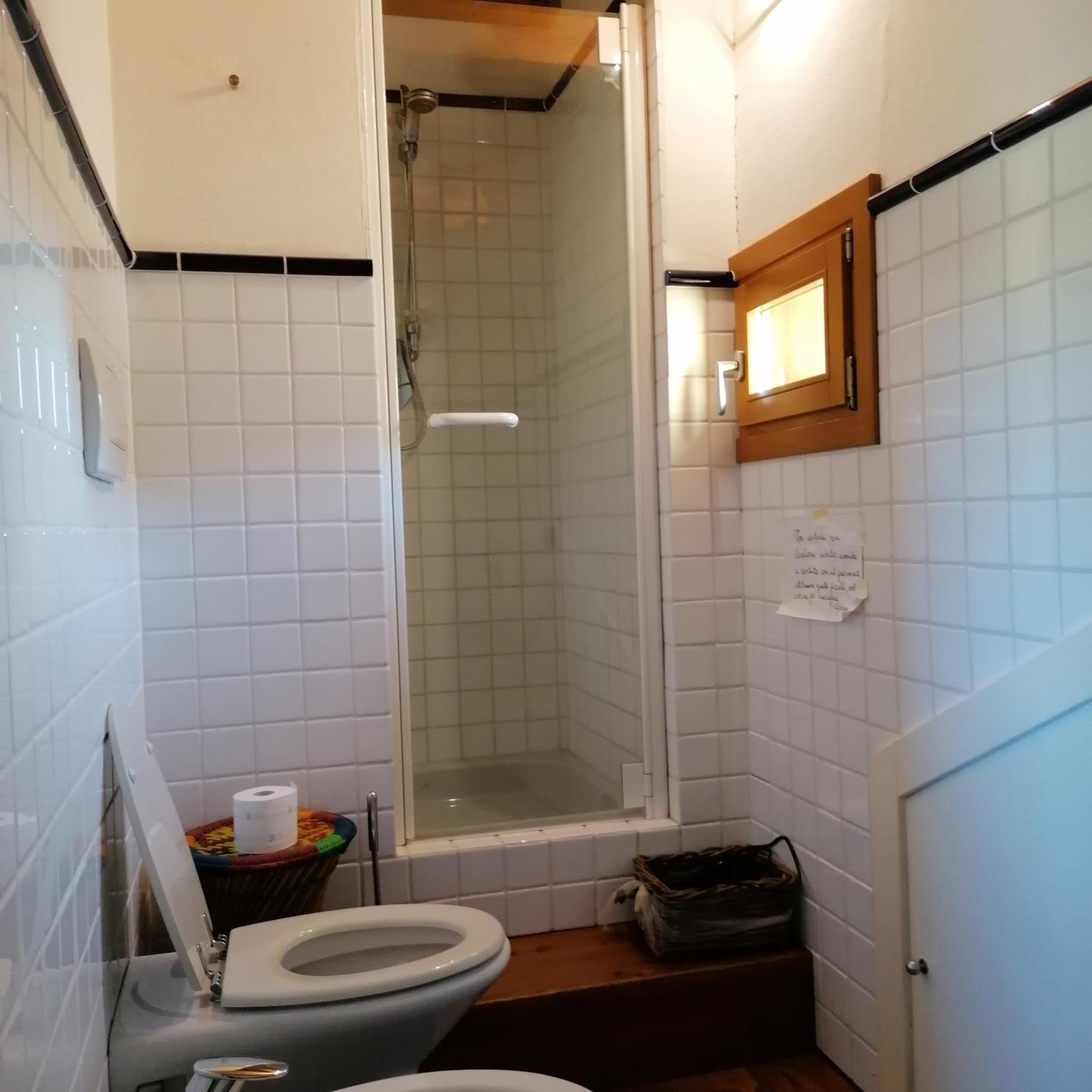 Triple Room with Private Bathroom photo 2