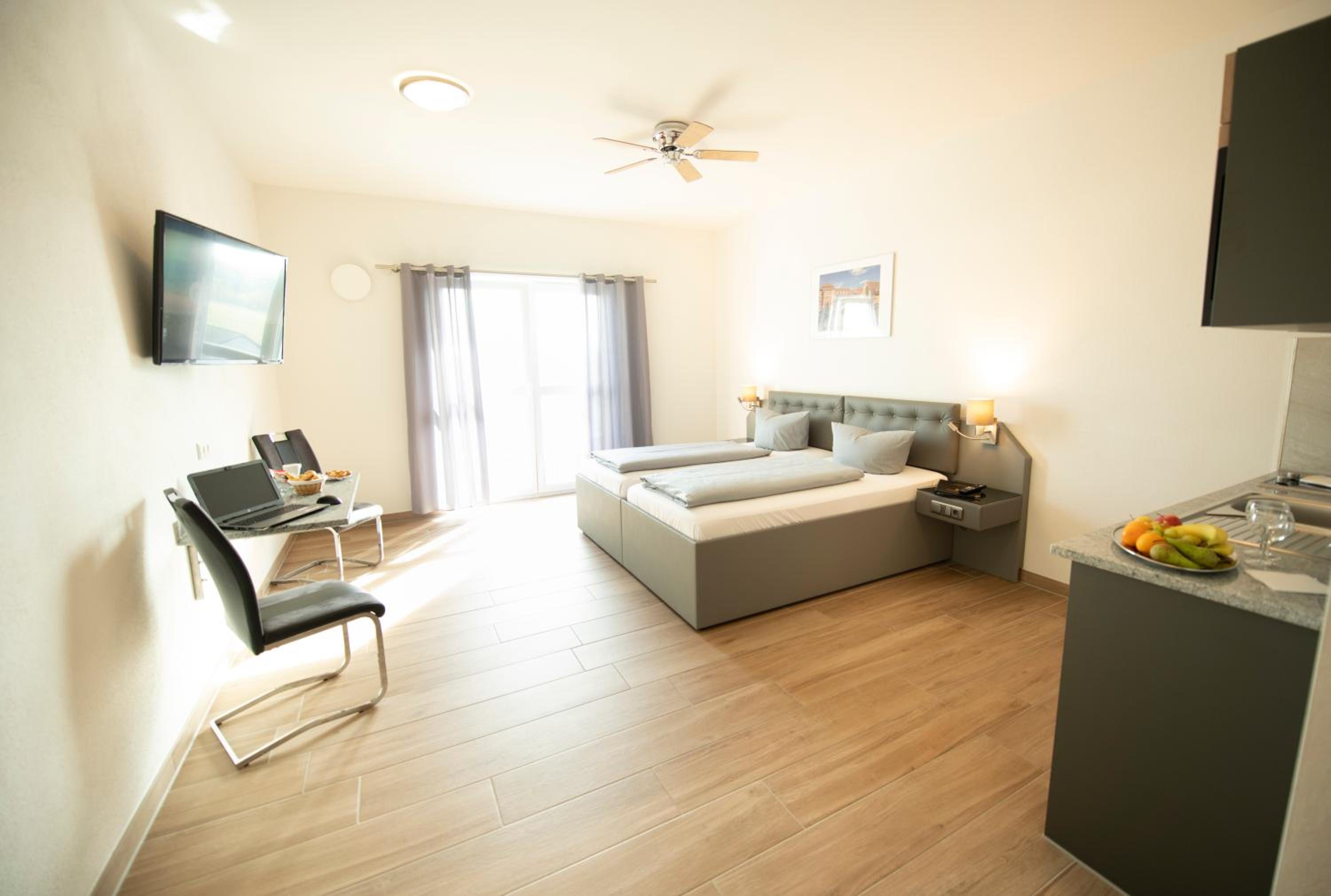 Double Room with Balcony and Kitchenette photo 1