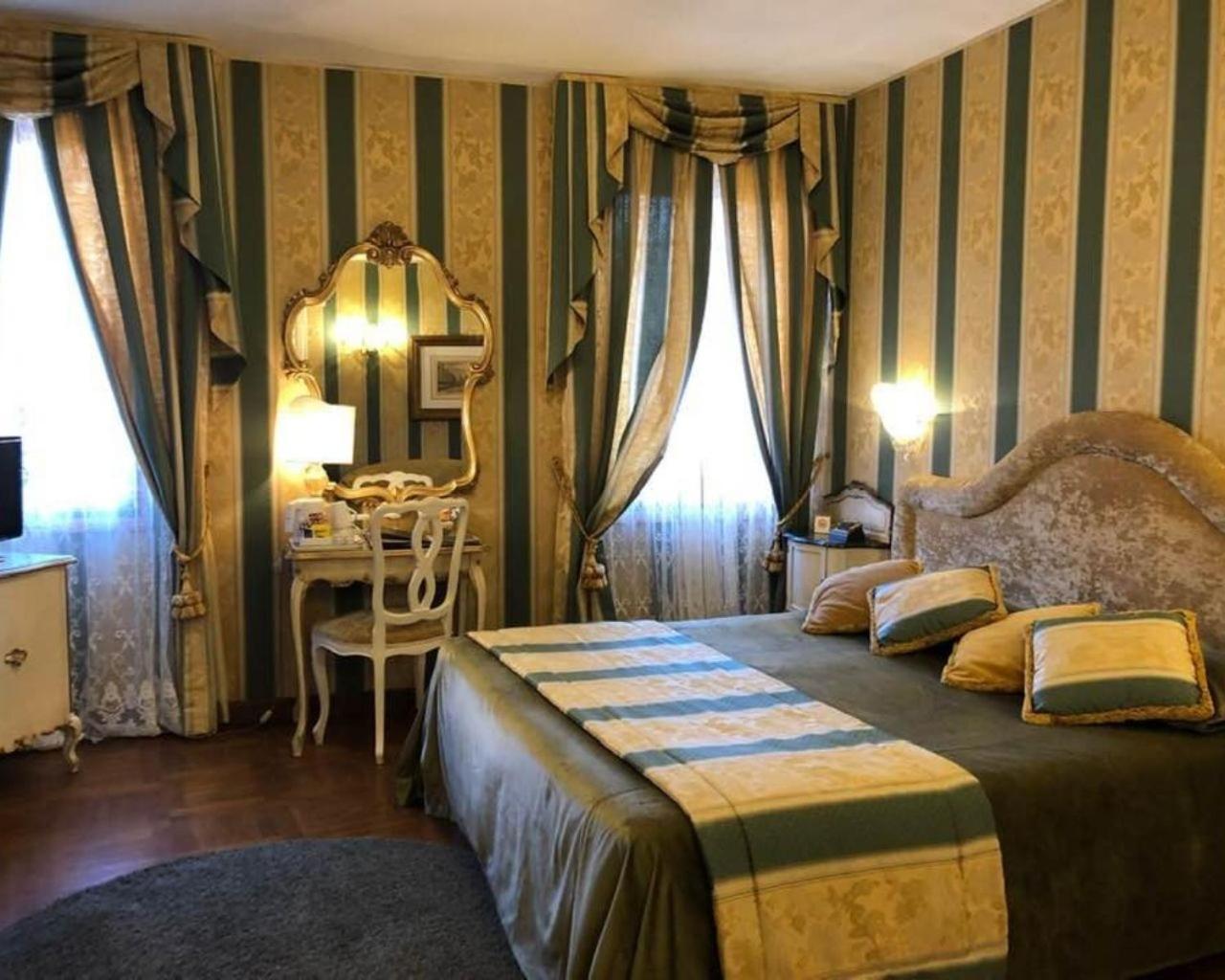 Superior Double Or Twin Room With City View photo 1
