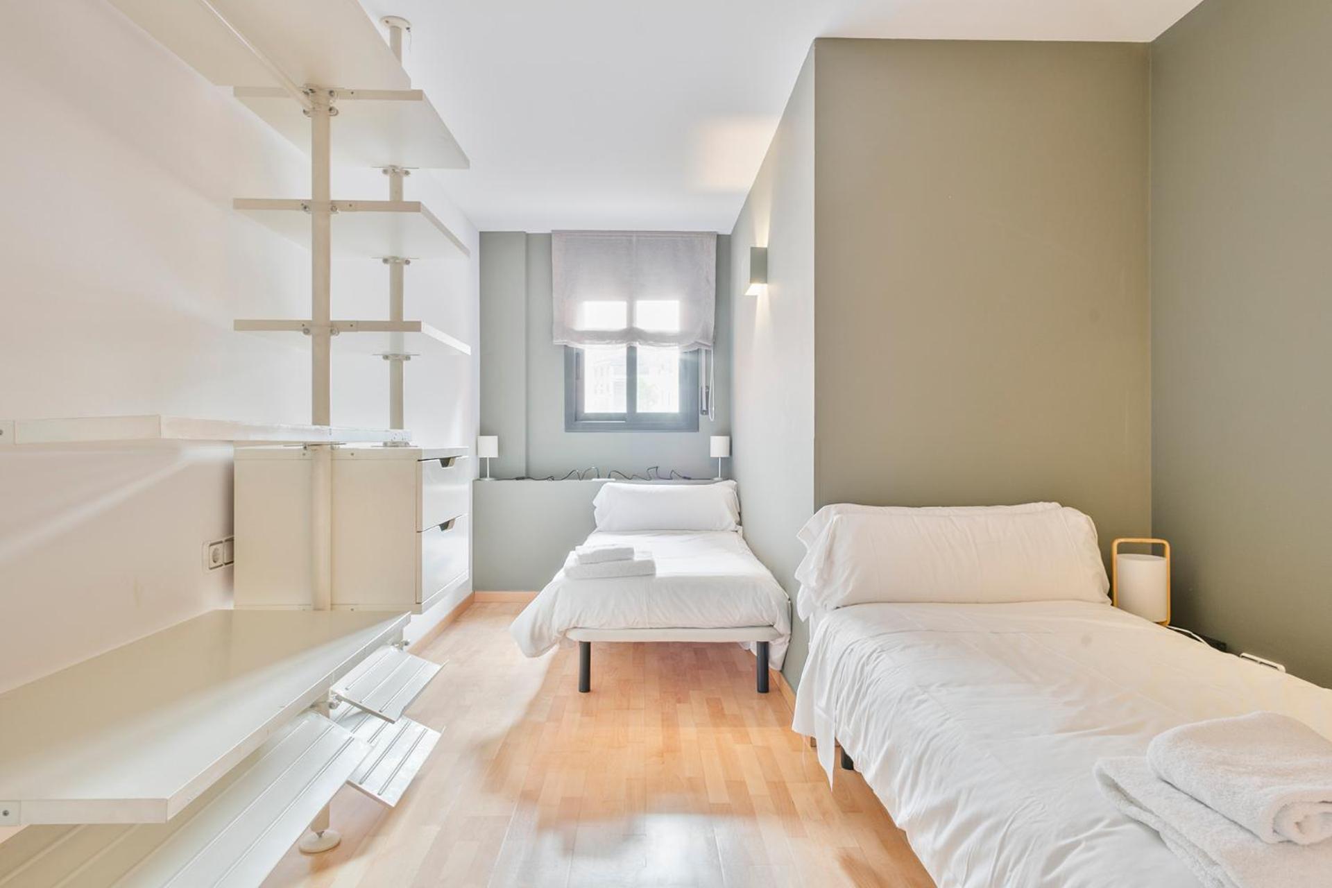 Two-Bedroom Duplex with Terrace photo 2