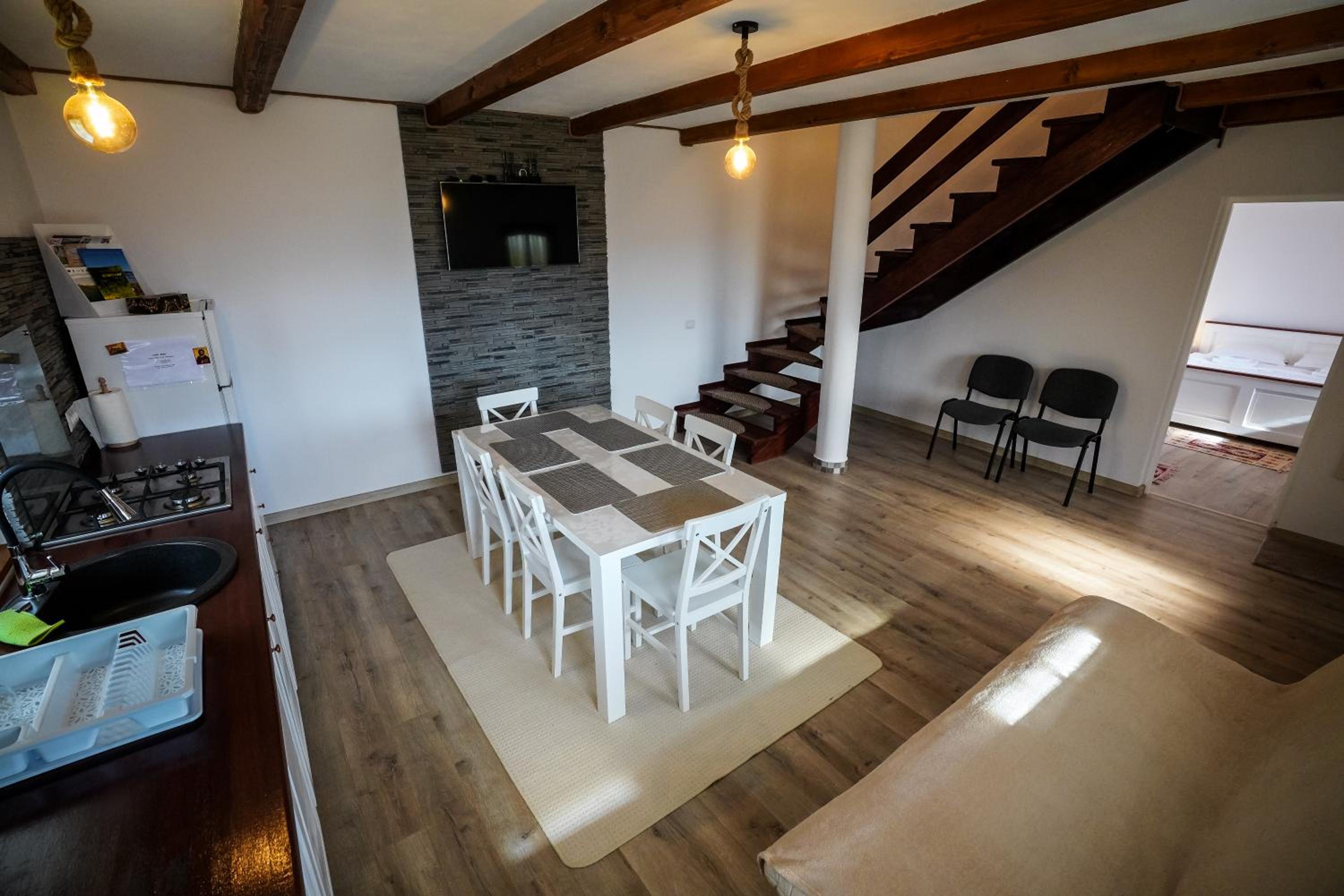 Three-Bedroom House - Photo 44