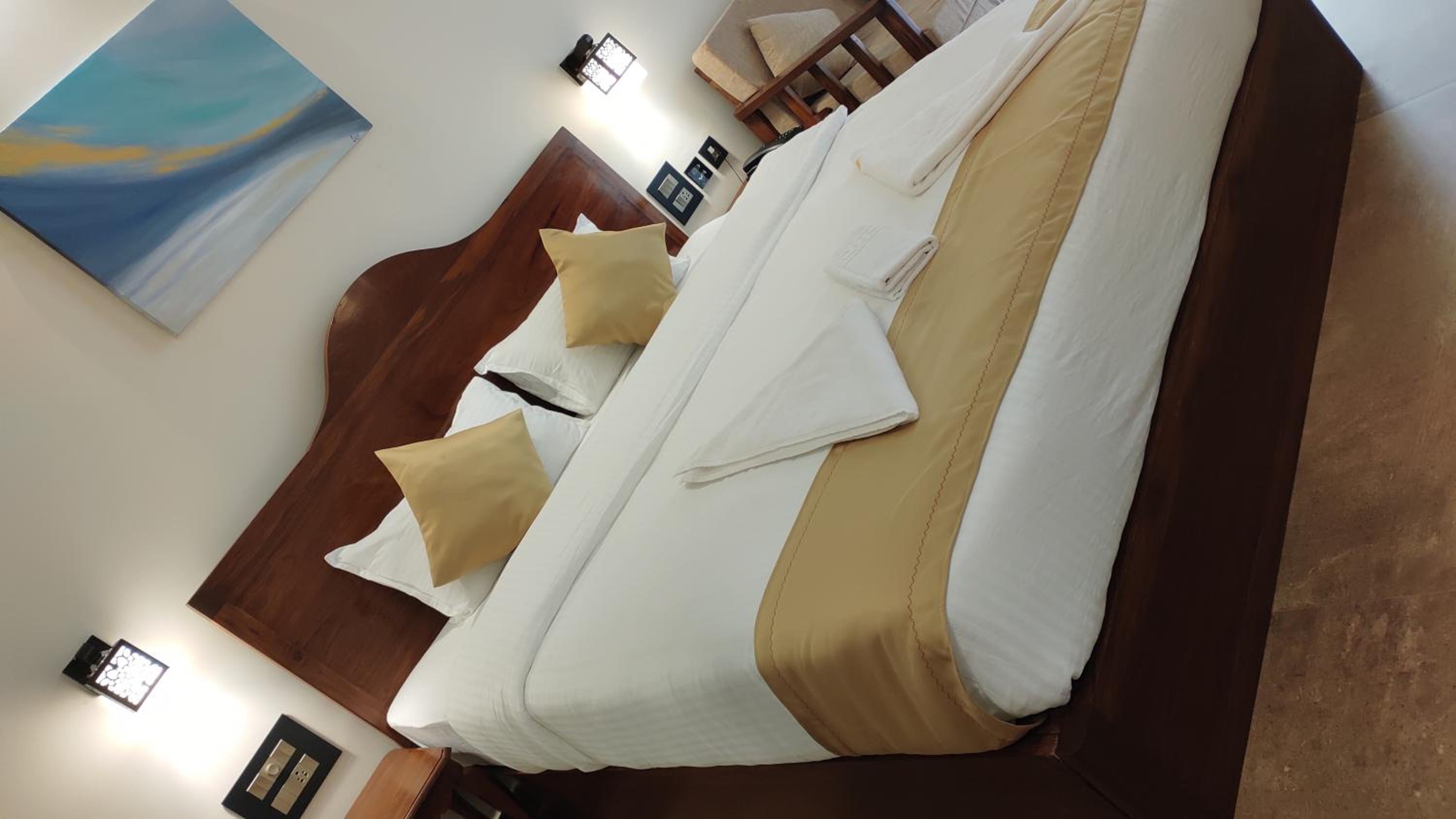 Luxury Room with Garden View - Photo 6