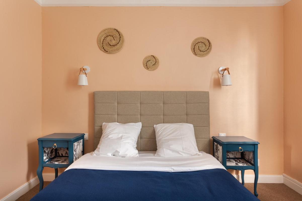 Double Room with Private Bathroom photo 3