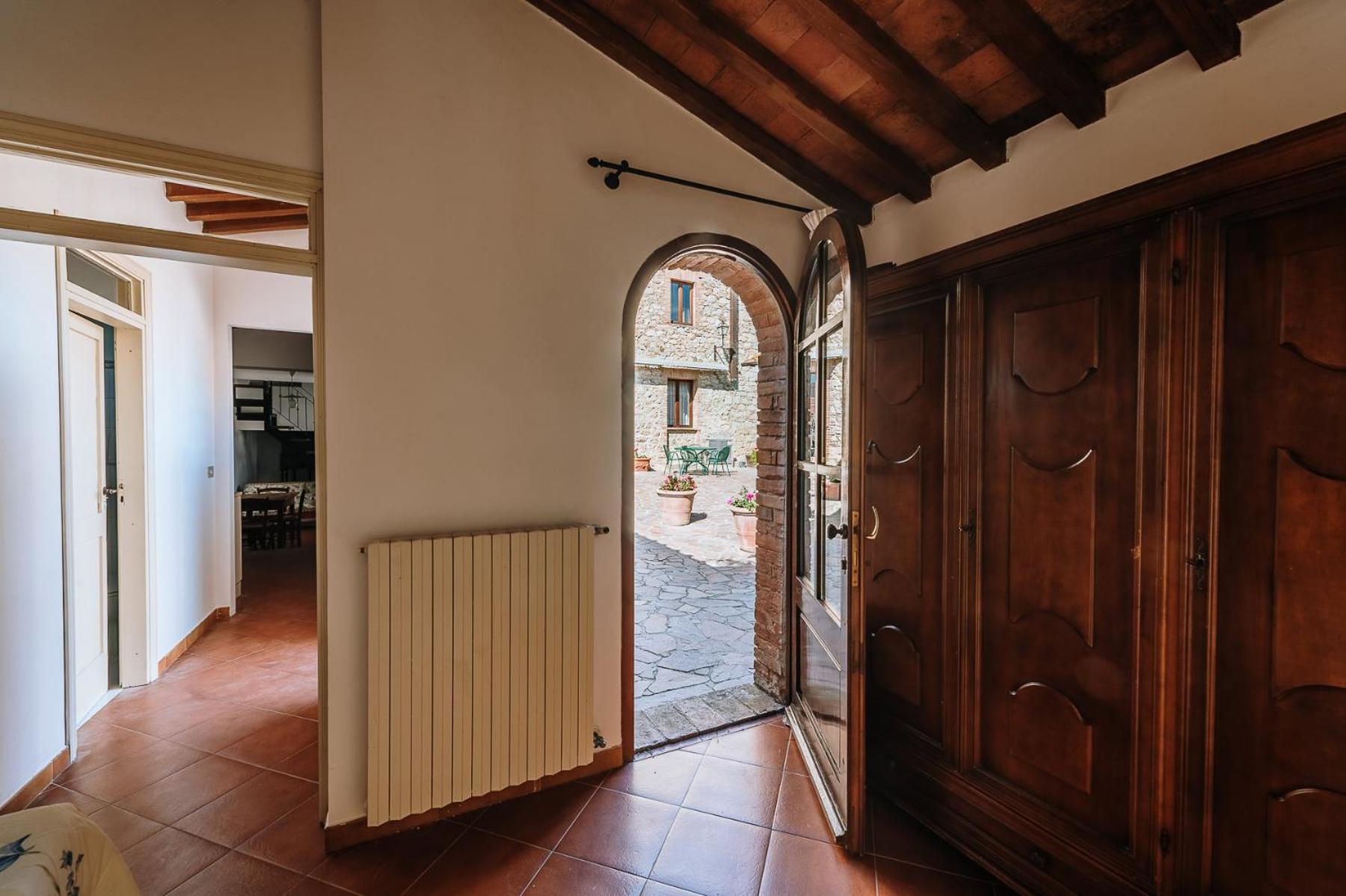 Apartment - Split Level