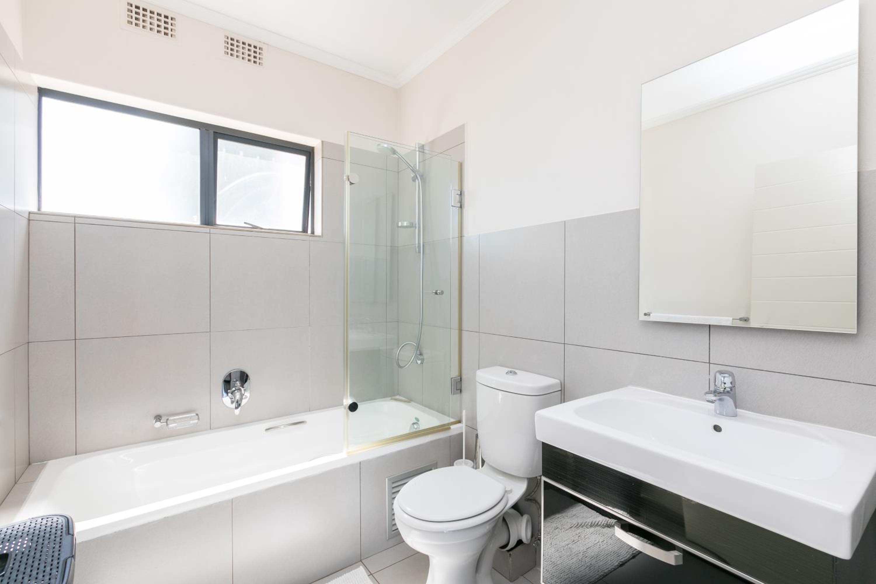 Two-Bedroom Apartment - Photo 10