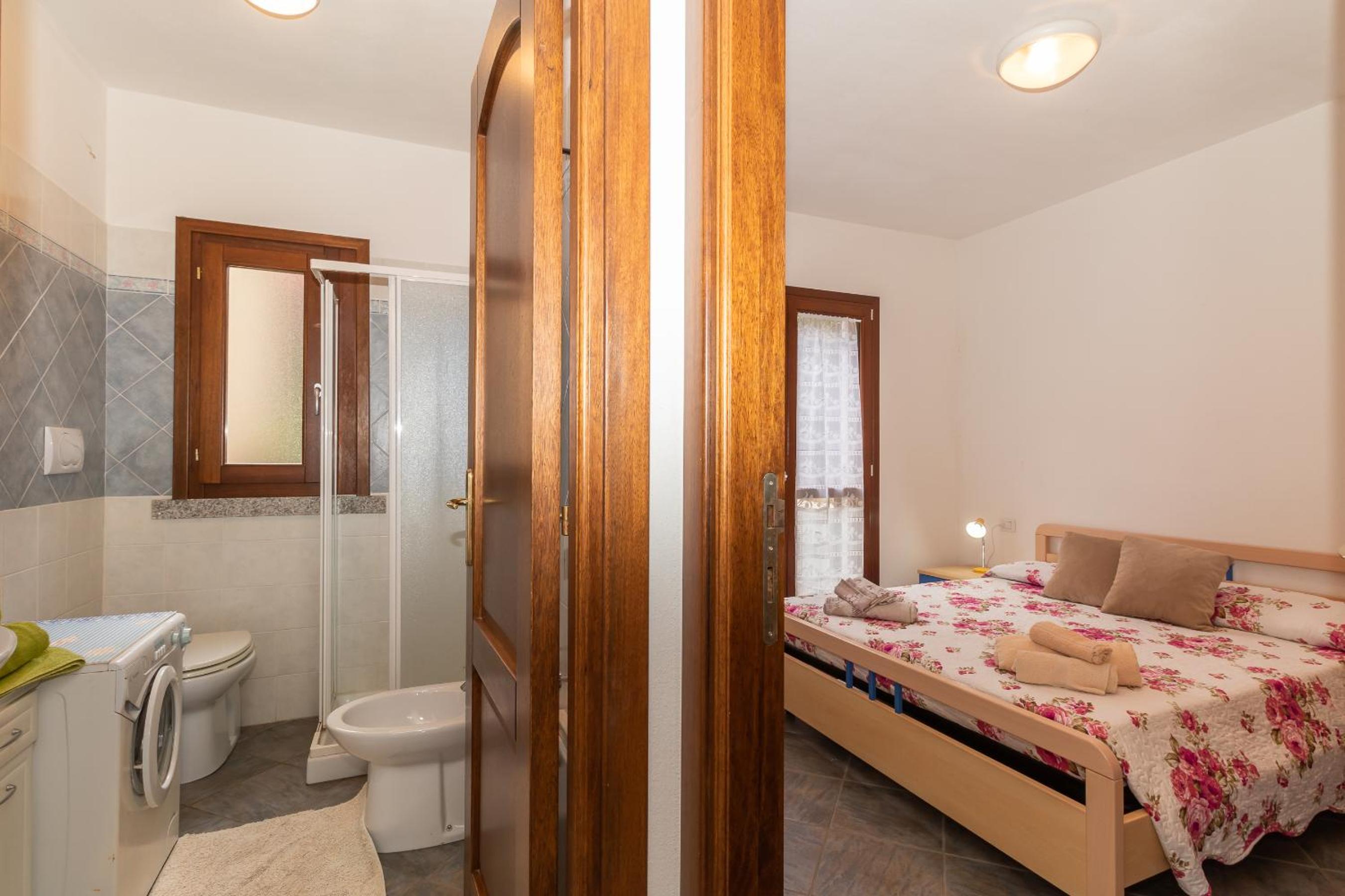 Two-Bedroom Deluxe Apartment with Ocean View photo 2